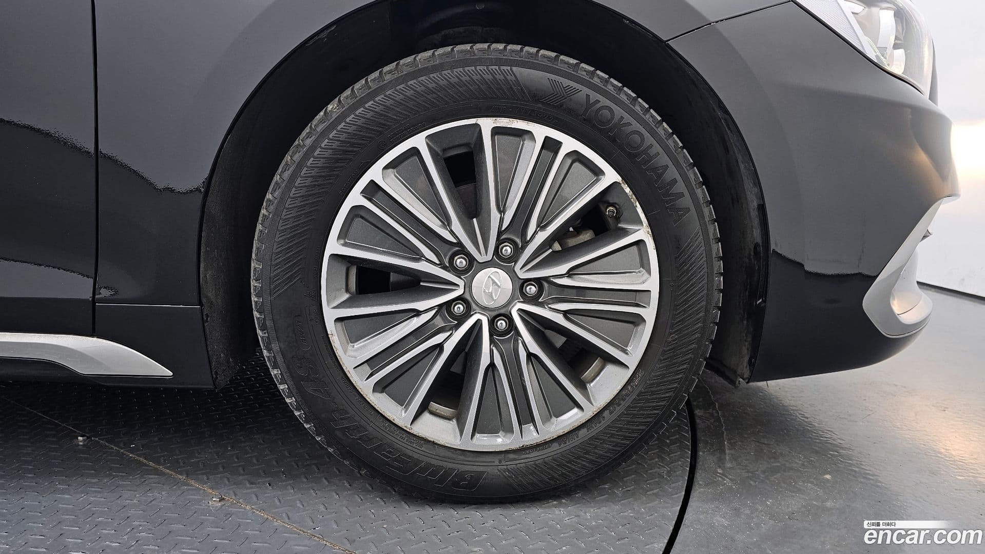 Main__Slider__Photo:Grandeur Hyundai 2017.6-4