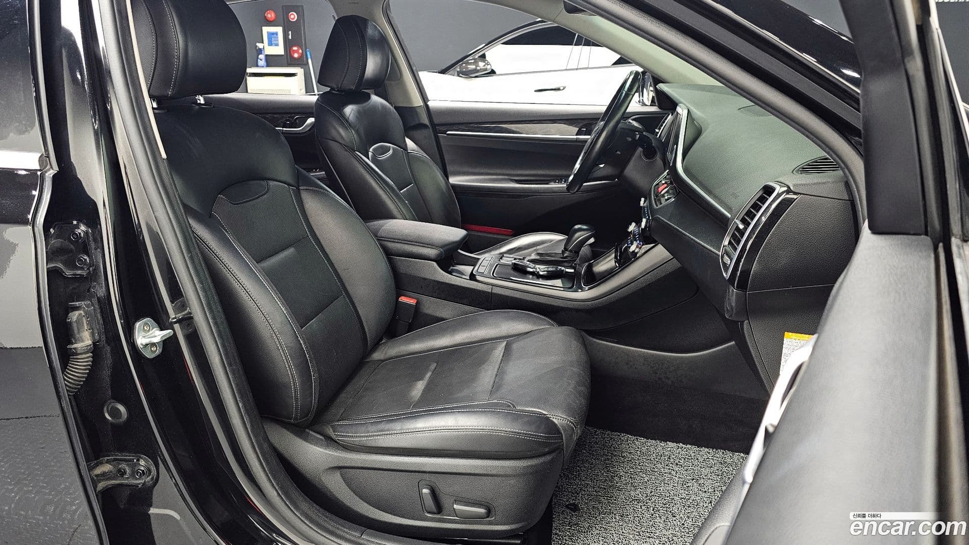 Main__Slider__Photo:Grandeur Hyundai 2017.6-9