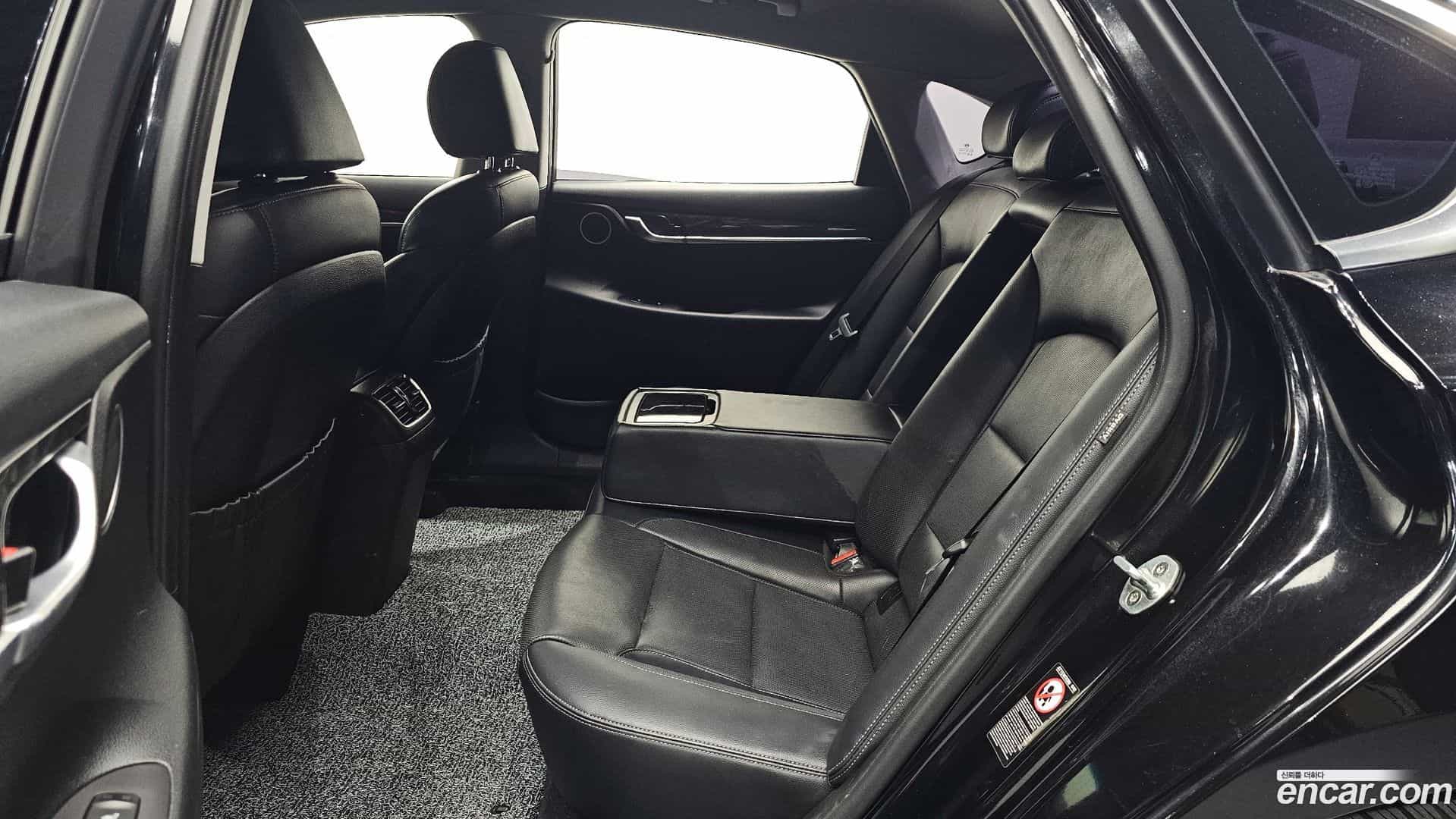 Grandeur Hyundai 2017.6-OPTION-016