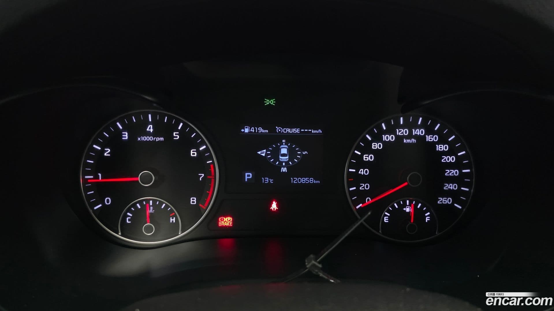 Main__Slider__Photo:K5 Kia 2019.3-7