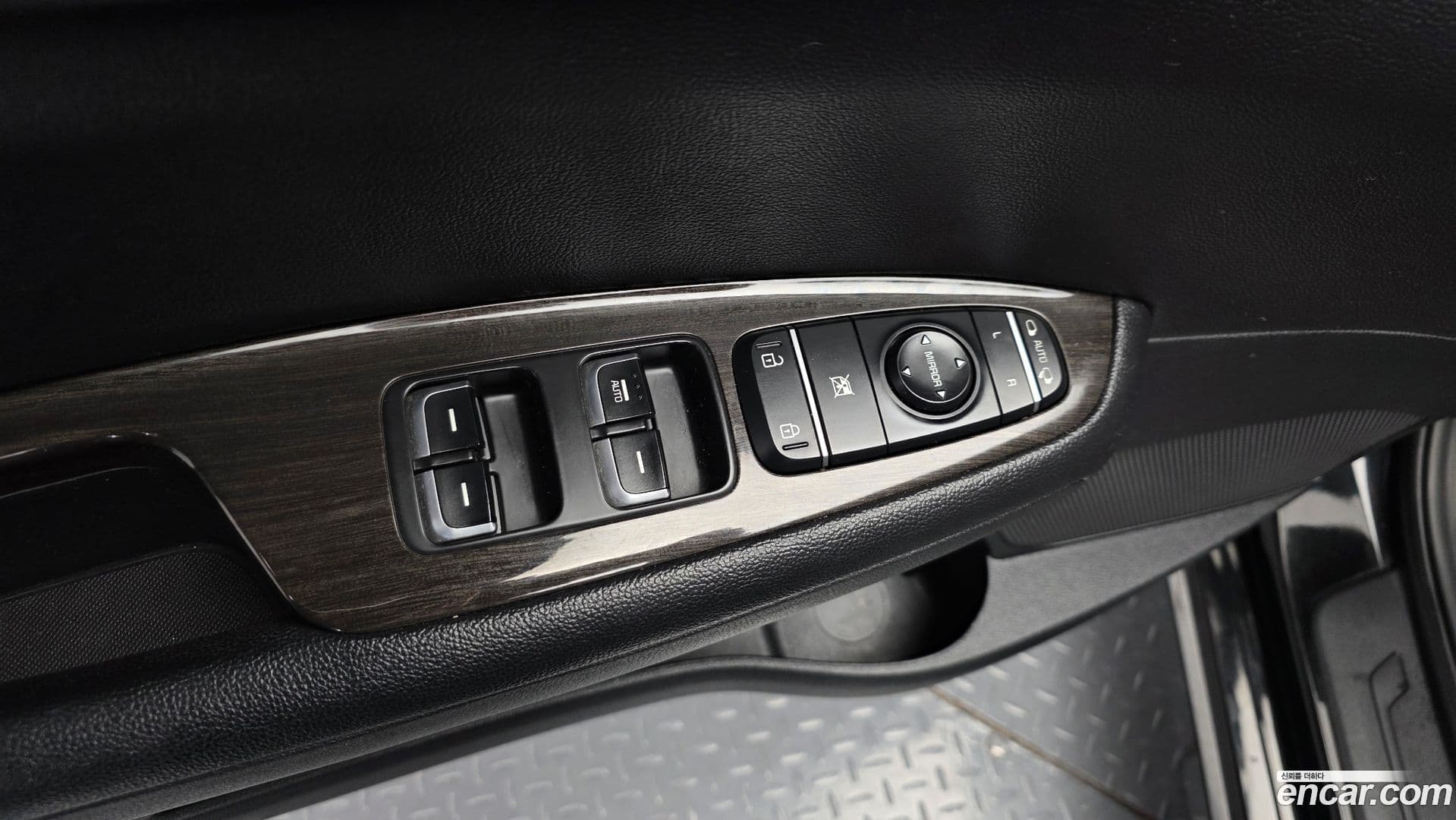 Main__Slider__Photo:K5 Kia 2019.3-16