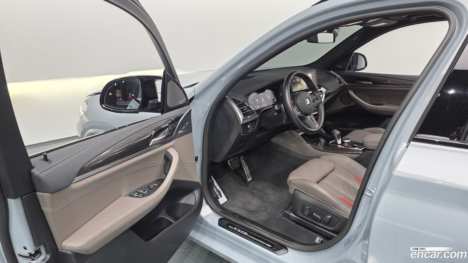 Main__Slider__Photo:X3M BMW 2024.11-10