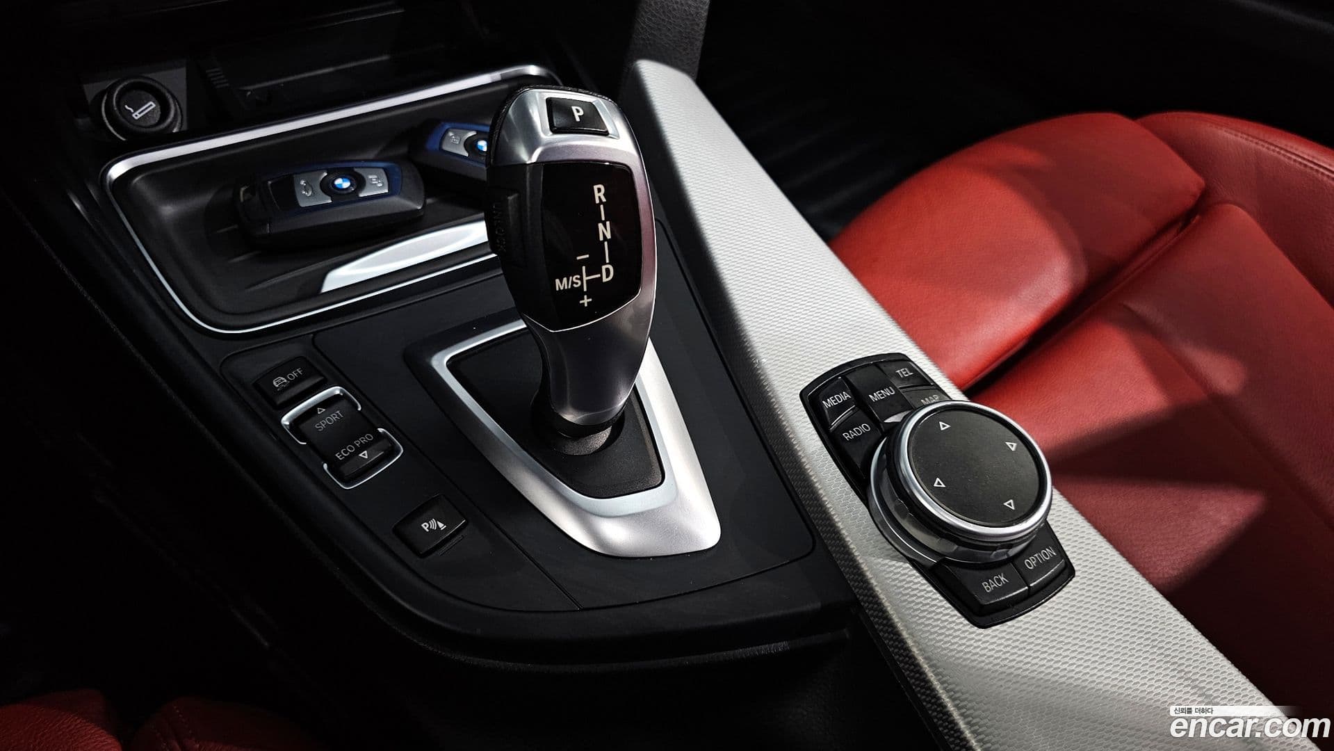 Main__Slider__Photo:3-Series BMW 2015.4-8