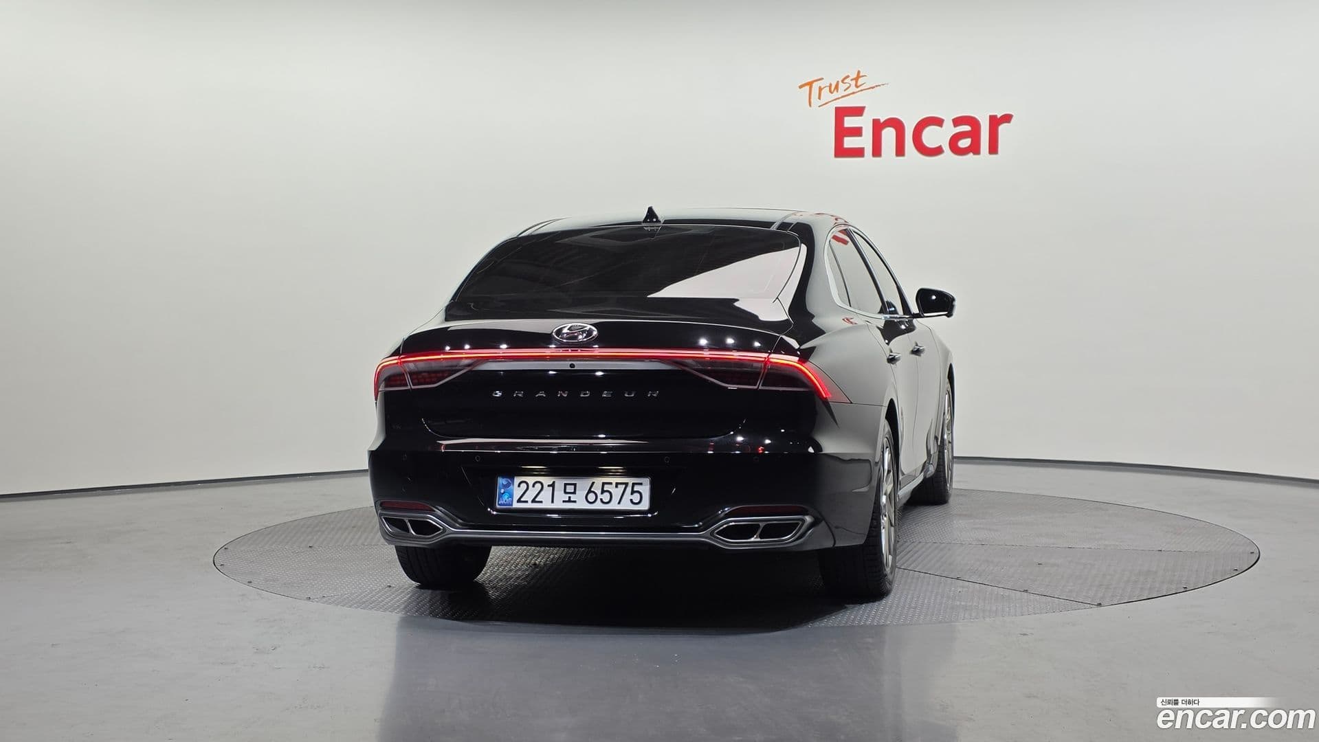 Main__Slider__Photo:Grandeur Hyundai 2020.5-3