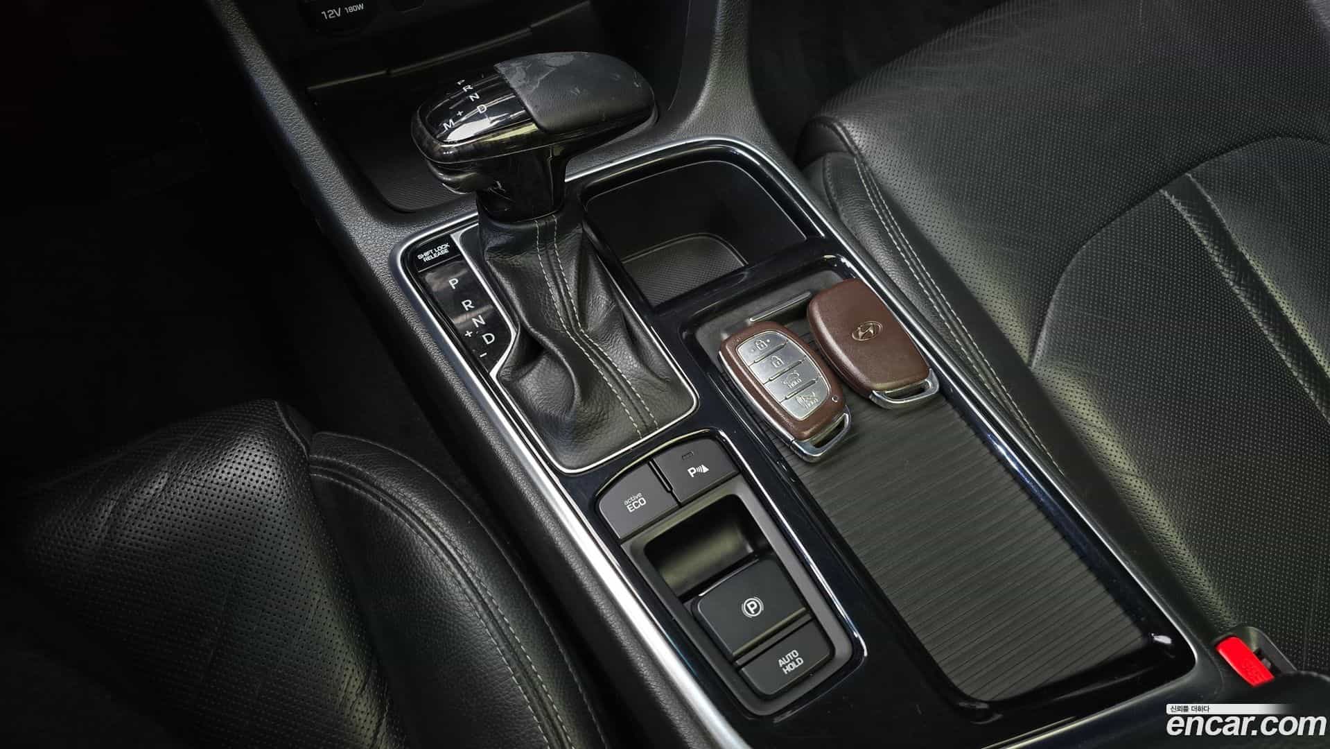 Sonata Hyundai 2017.9-INNER-009