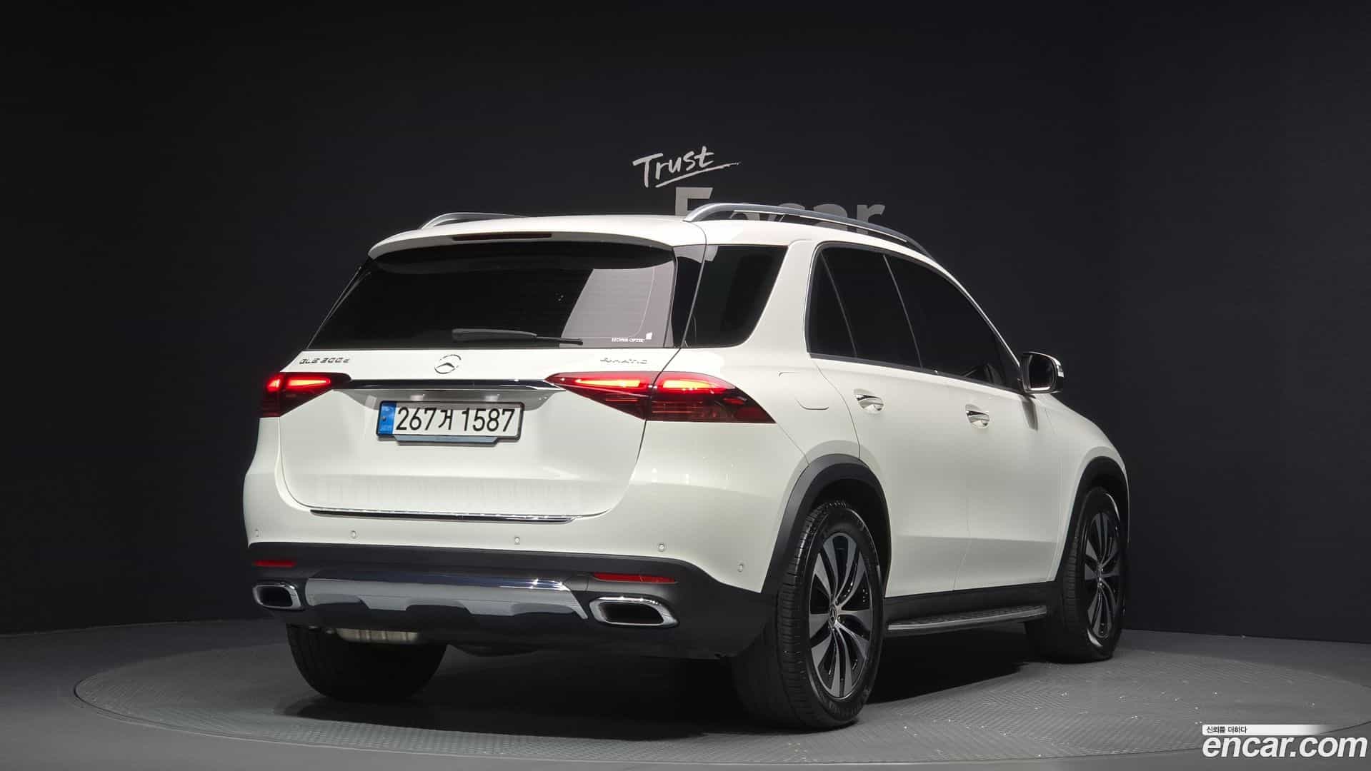 GLE-Class Mercedes-Benz 2024.4-OUTER-002