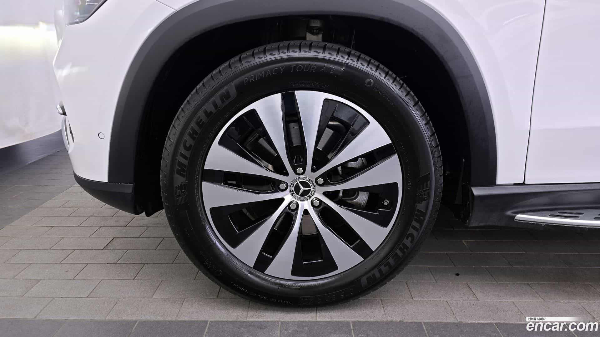 GLE-Class Mercedes-Benz 2024.4-OUTER-005