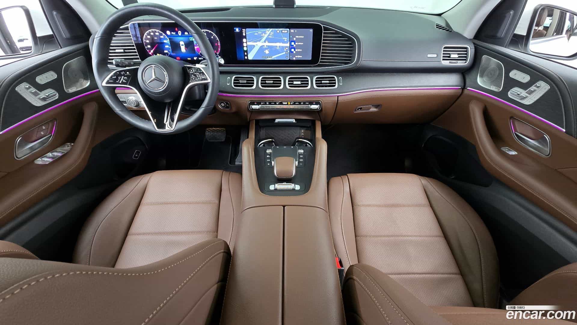 GLE-Class Mercedes-Benz 2024.4-INNER-007