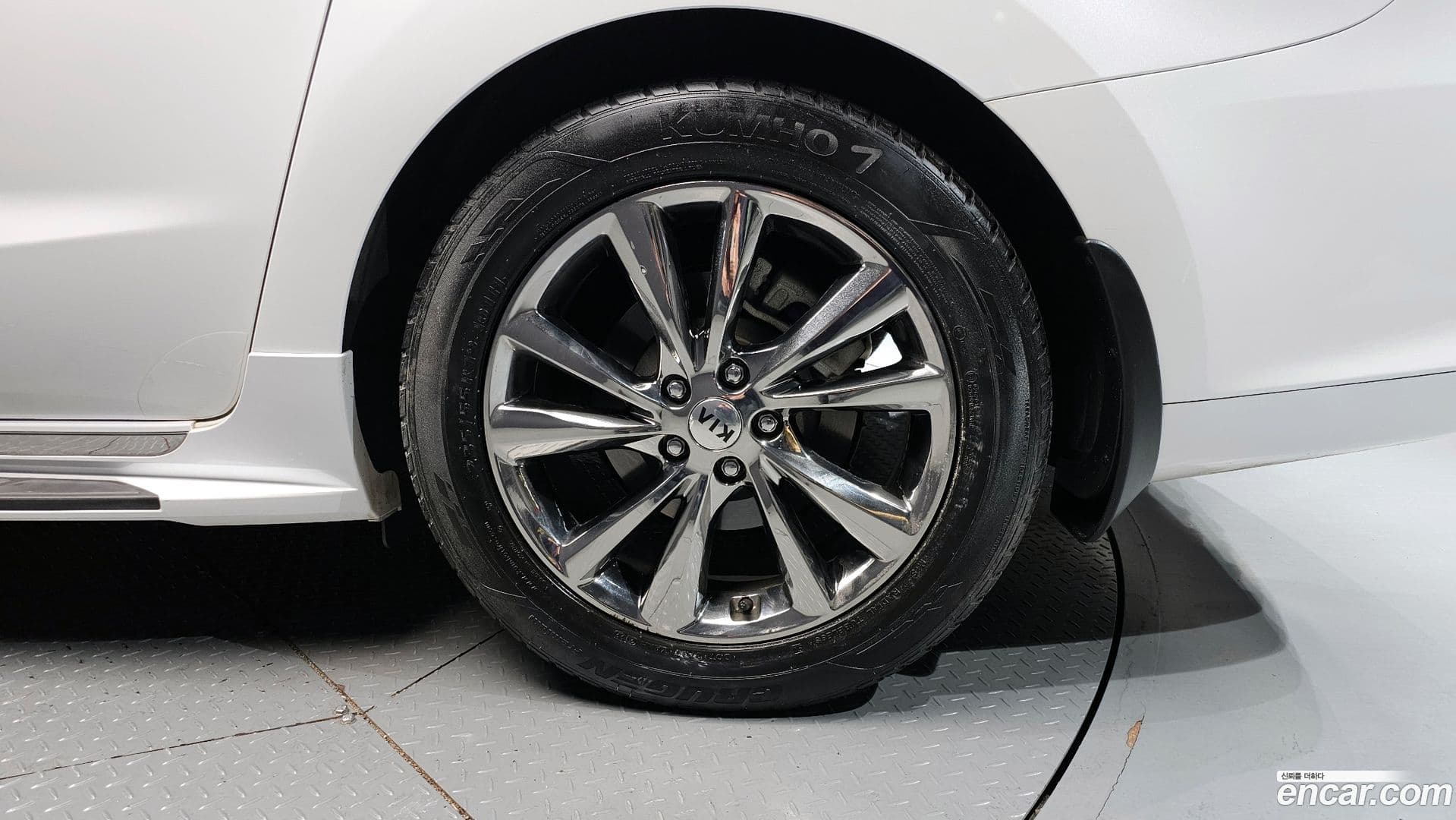 Main__Slider__Photo:Canival Kia 2019.7-4