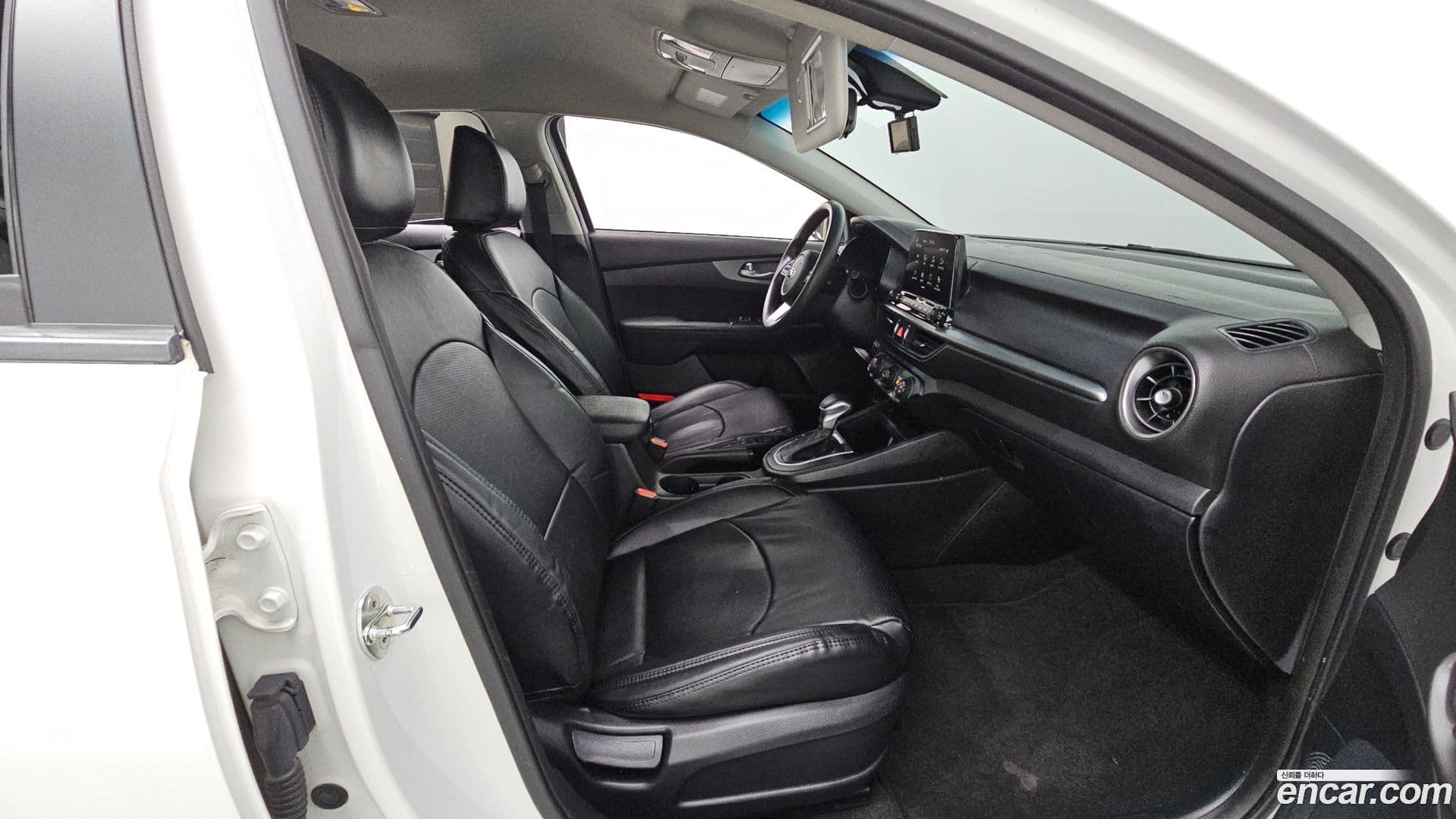 Main__Slider__Photo:K3 Kia 2019.4-10