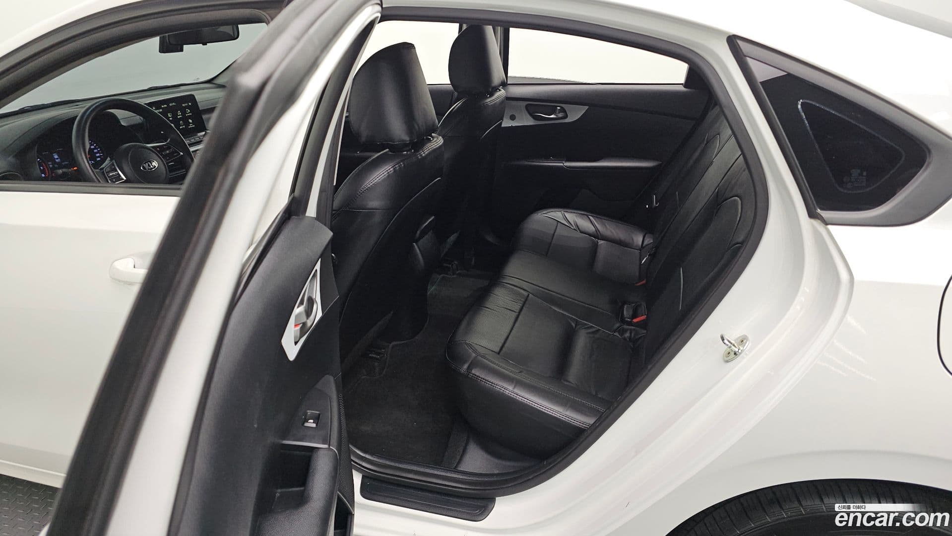 Main__Slider__Photo:K3 Kia 2019.4-11