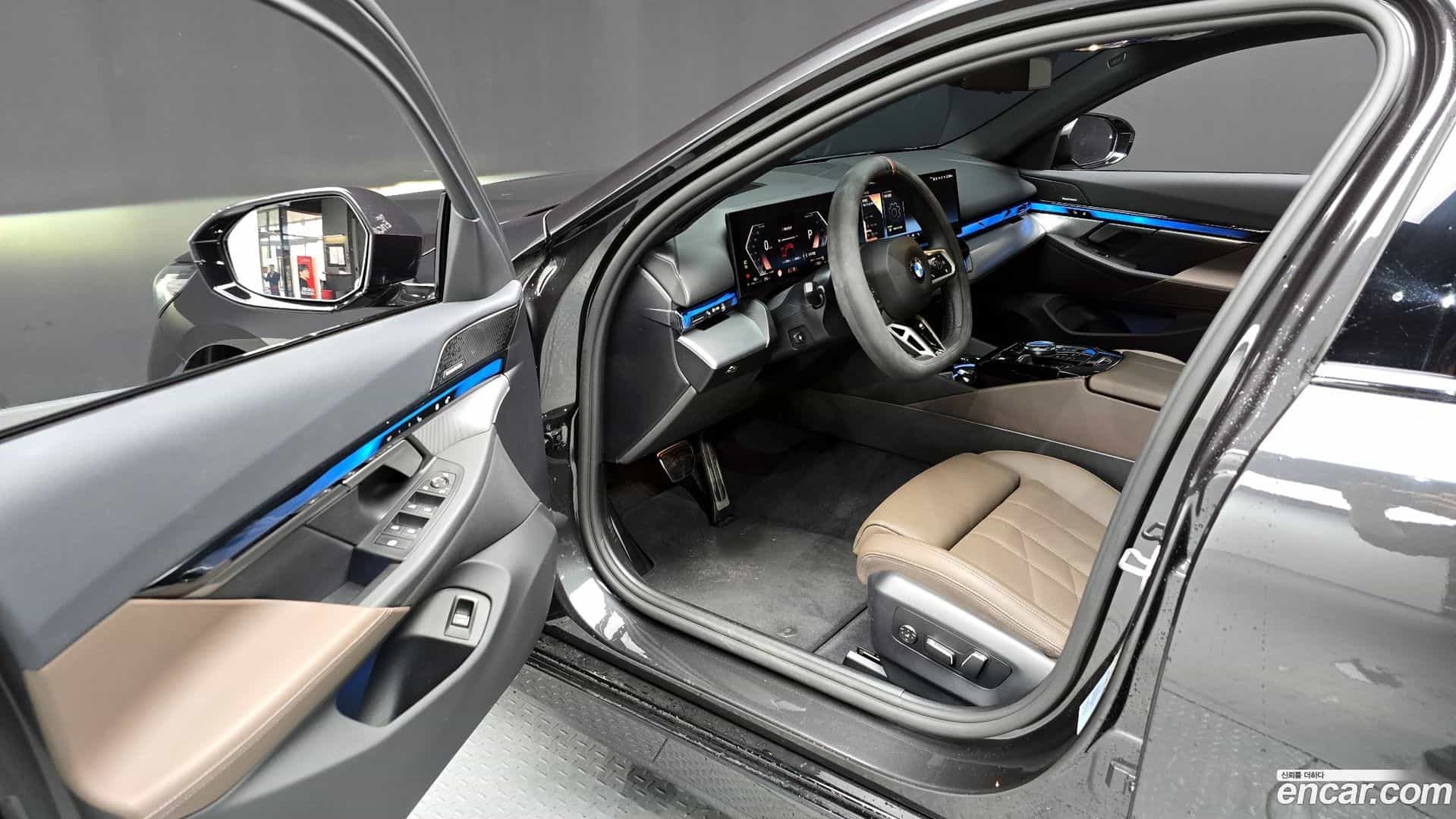 5-Series BMW 2025.4-OPTION-015