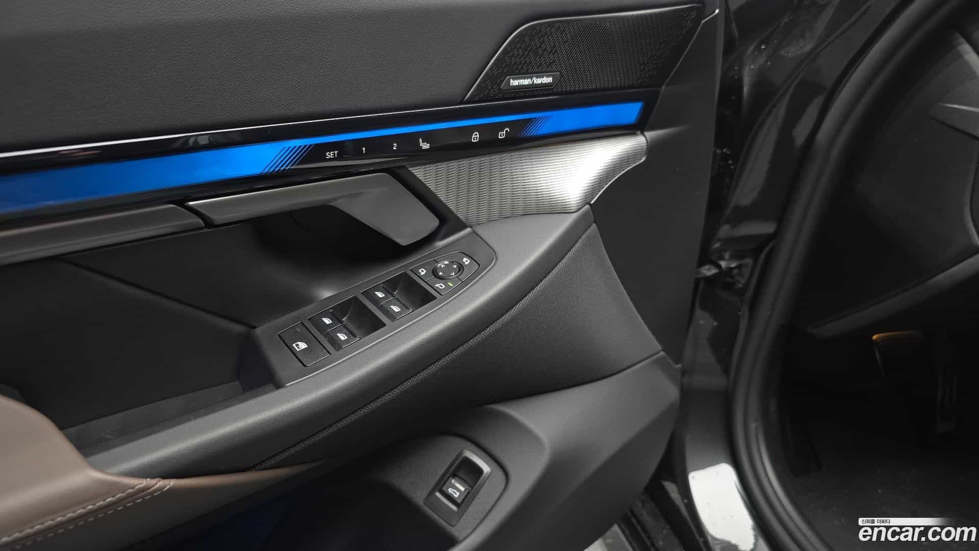 5-Series BMW 2025.4-OPTION-022