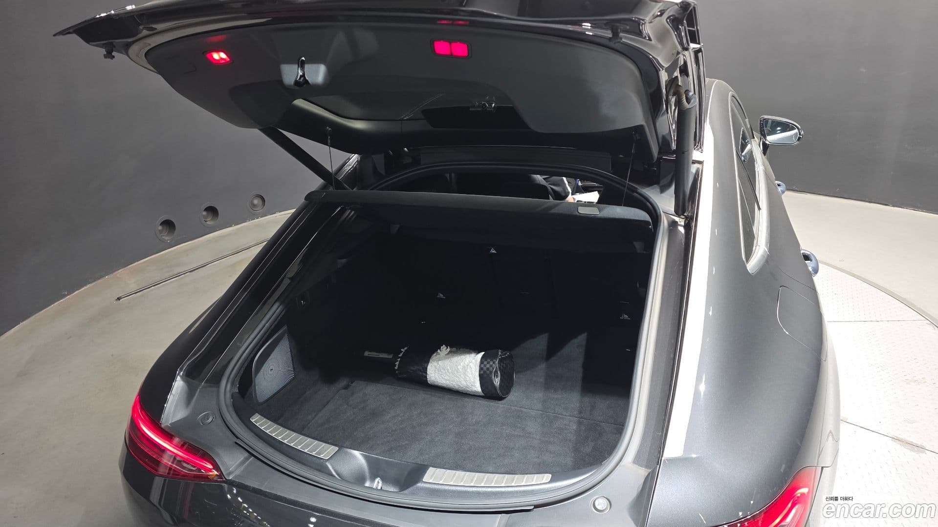 Main__Slider__Photo:AMG GT Mercedes-Benz 2021.9-19