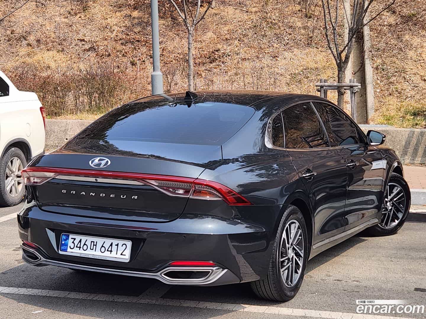 Grandeur Hyundai 2021.2-OUTER-002