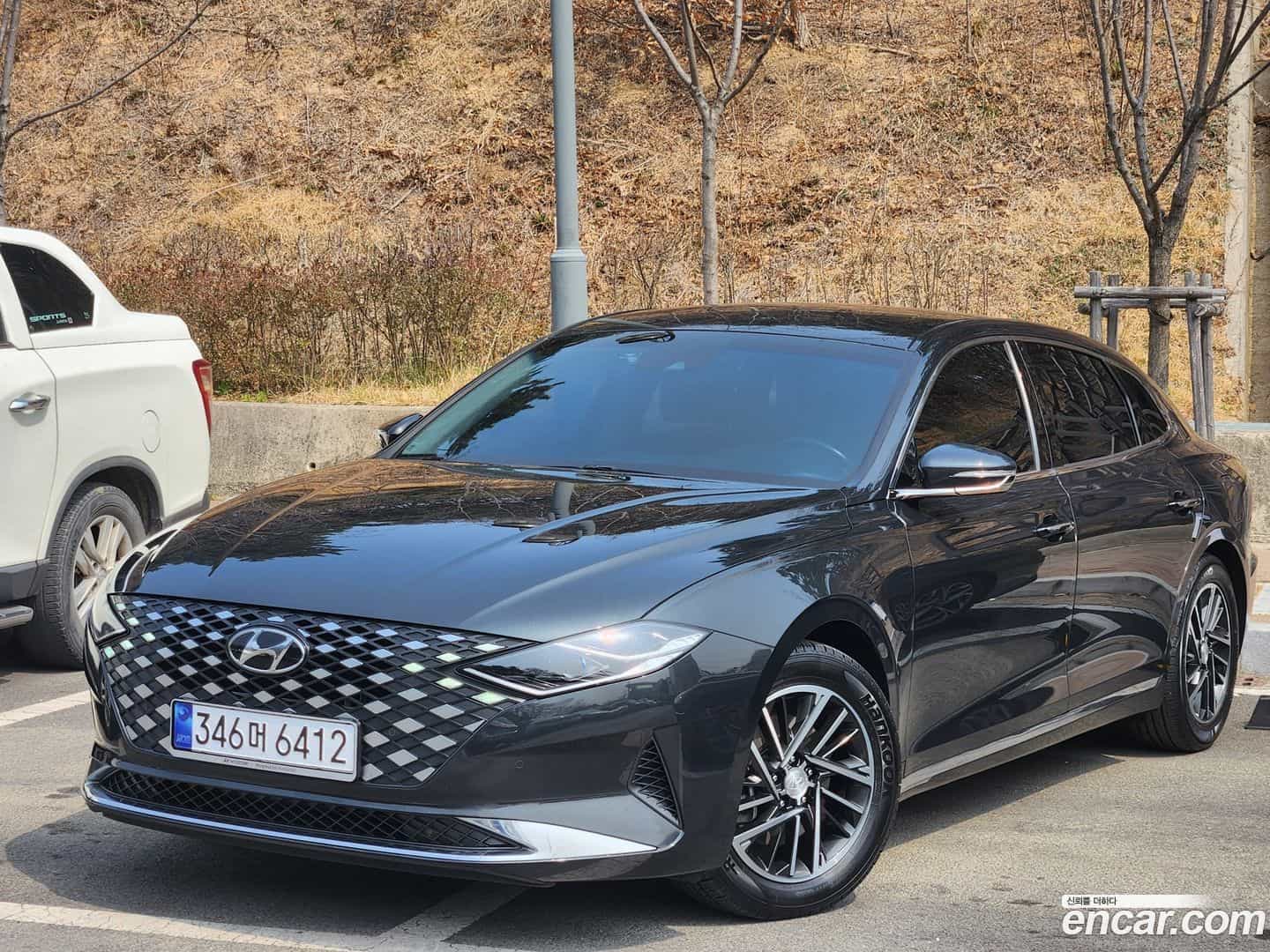 Grandeur Hyundai 2021.2-OUTER-005