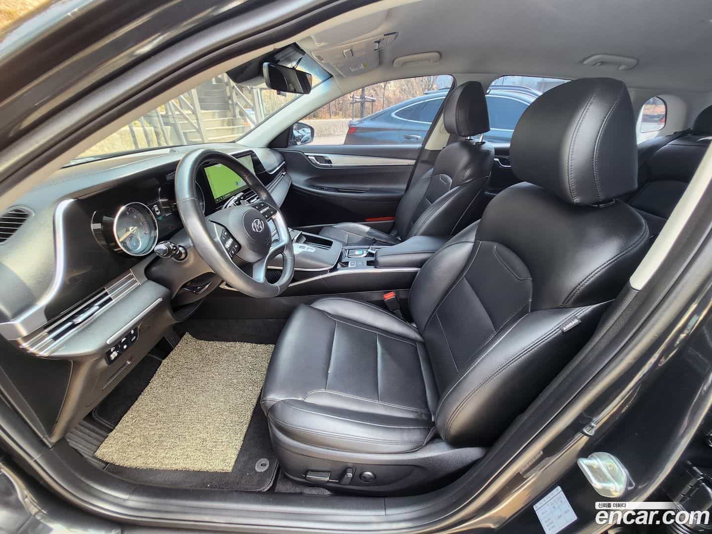 Grandeur Hyundai 2021.2-INNER-008