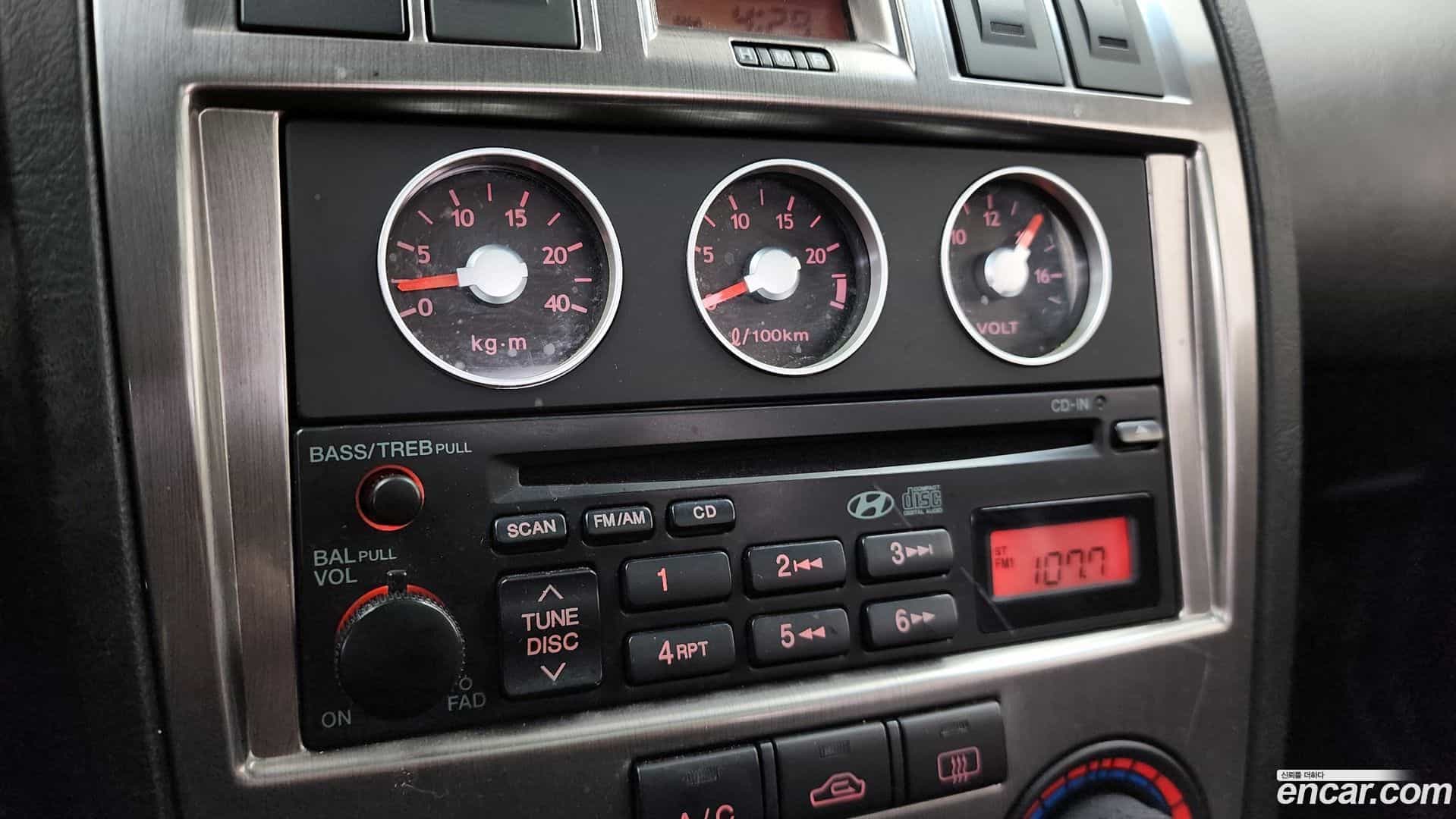 Tuscani Hyundai 2003.9-OPTION-019