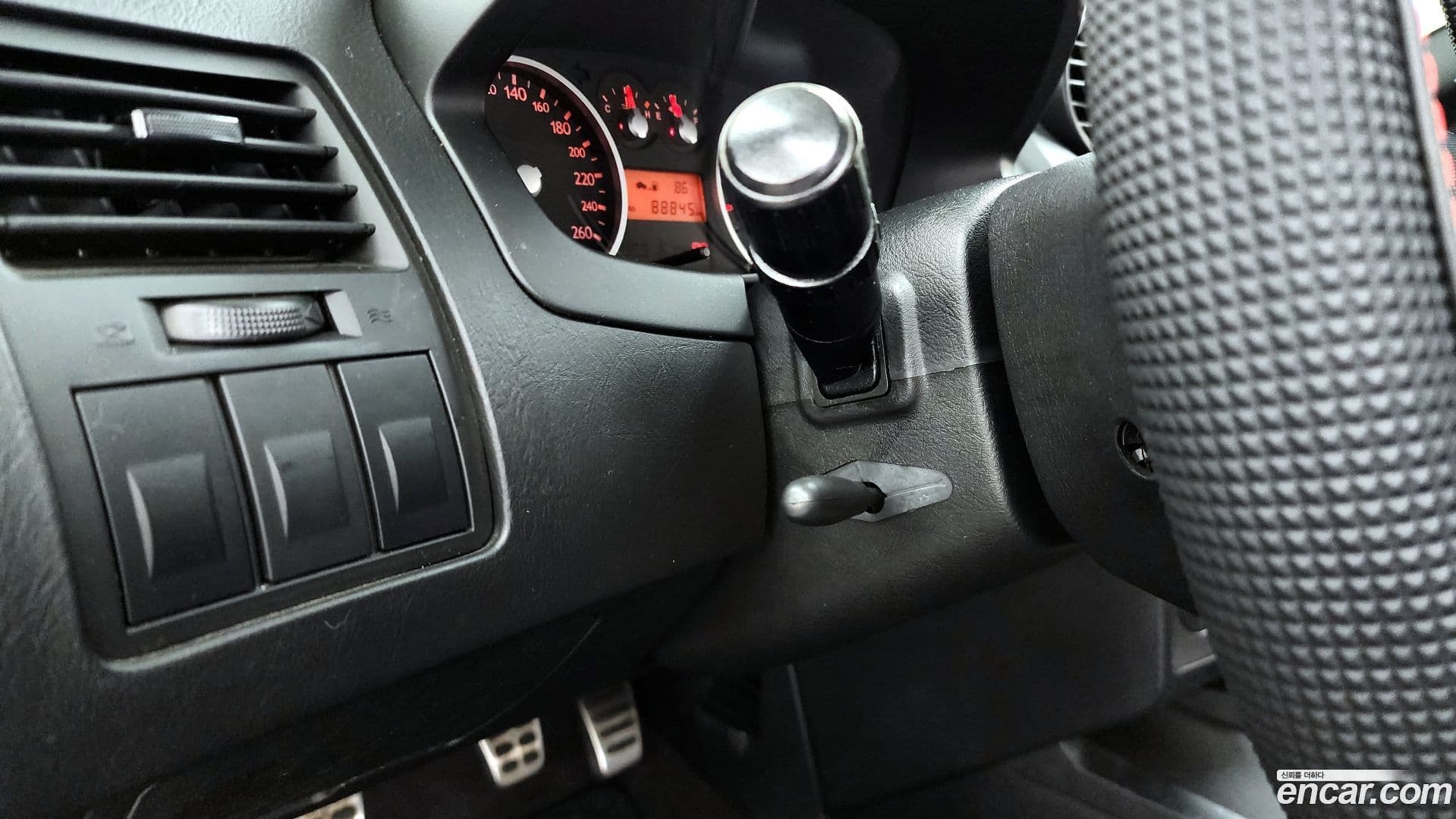 Main__Slider__Photo:Tuscani Hyundai 2003.9-15