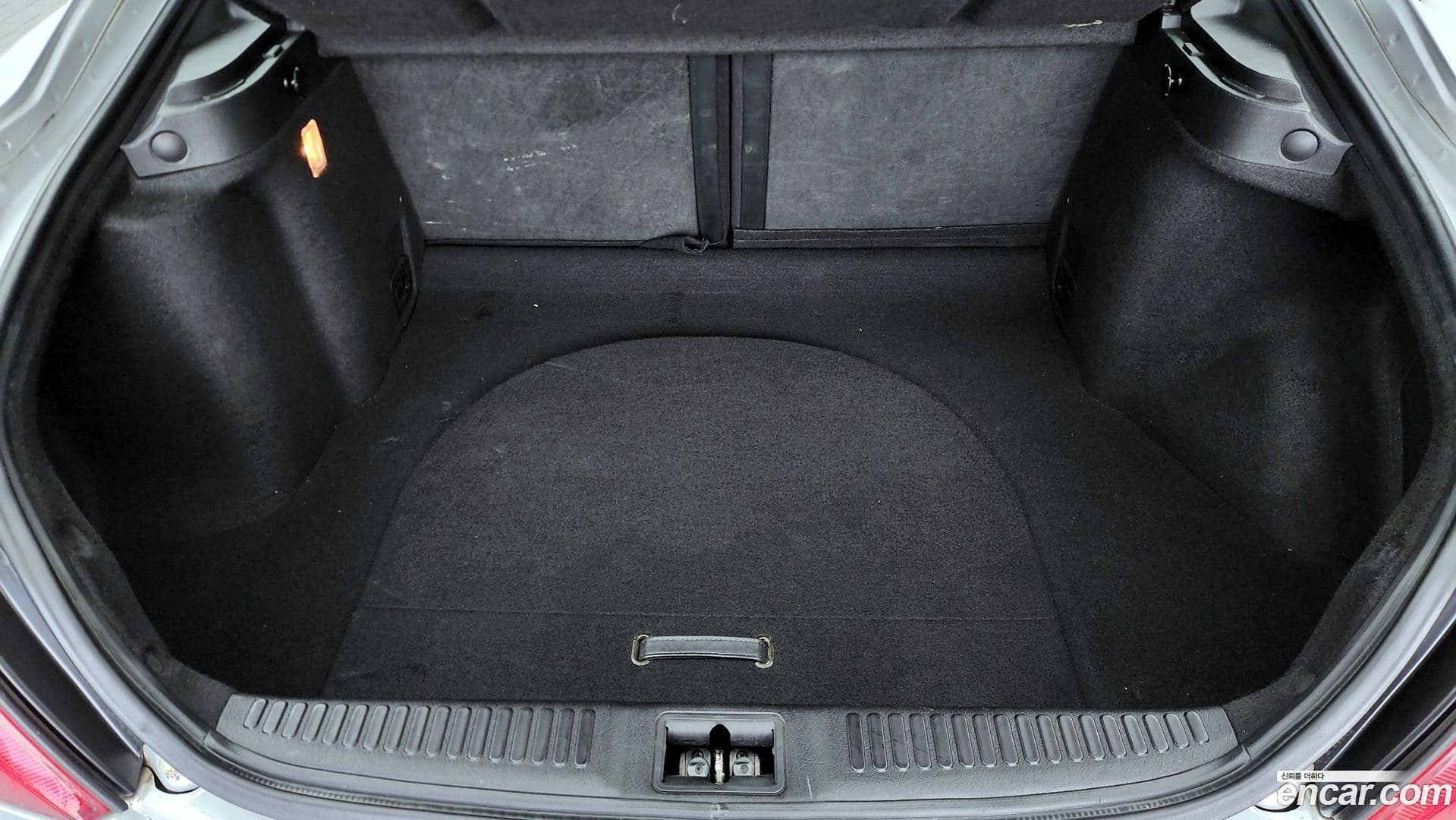 Main__Slider__Photo:Tuscani Hyundai 2003.9-19