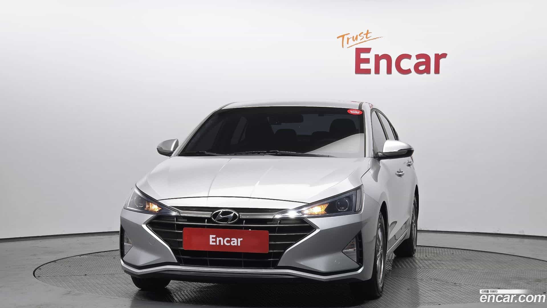 AVANTE Hyundai 2019.0-OUTER-003