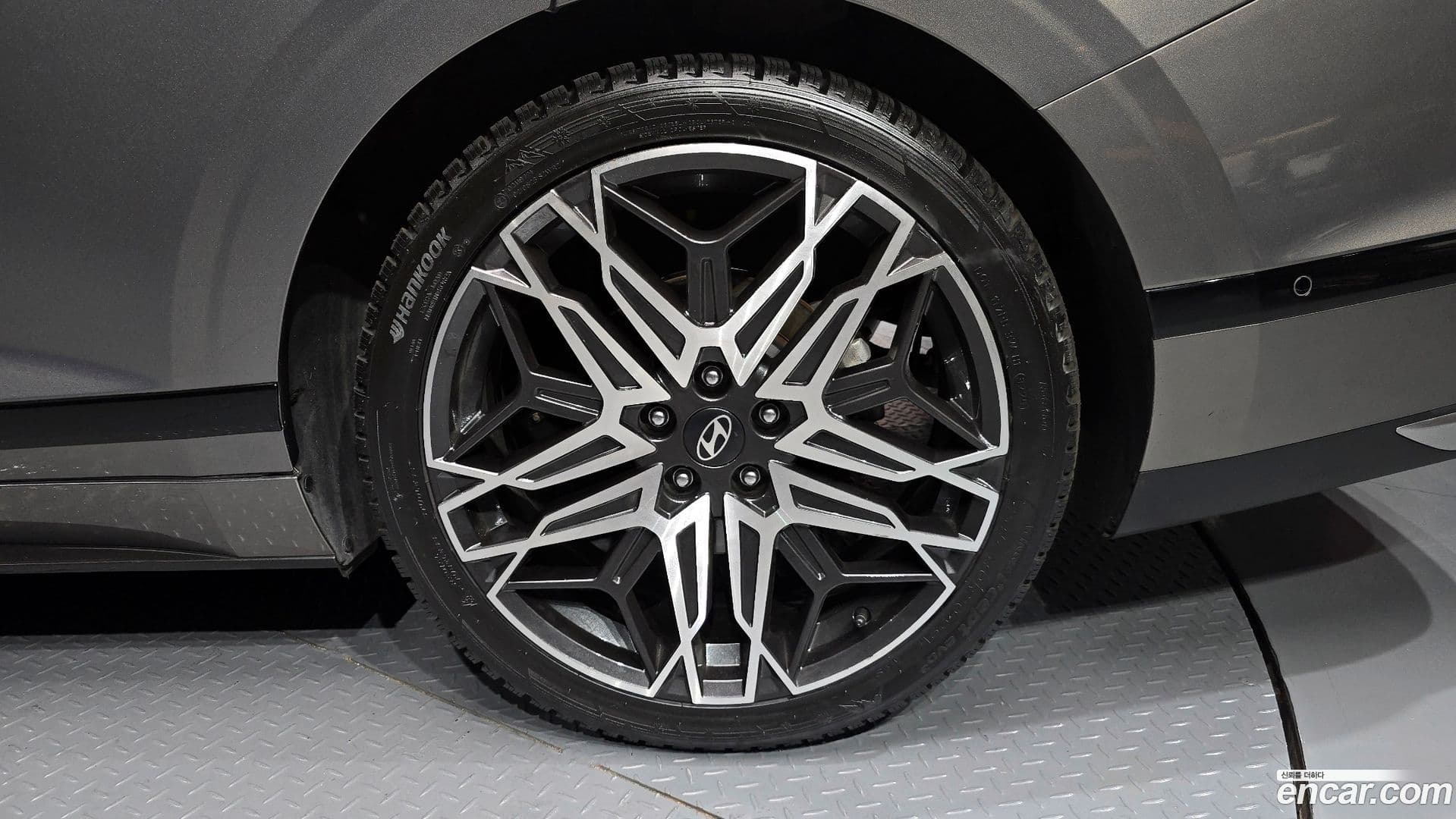 Main__Slider__Photo:Grandeur Hyundai 2024.3-4