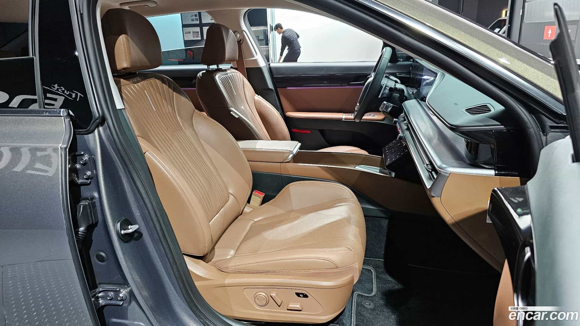 Grandeur Hyundai 2024.3-INNER-010