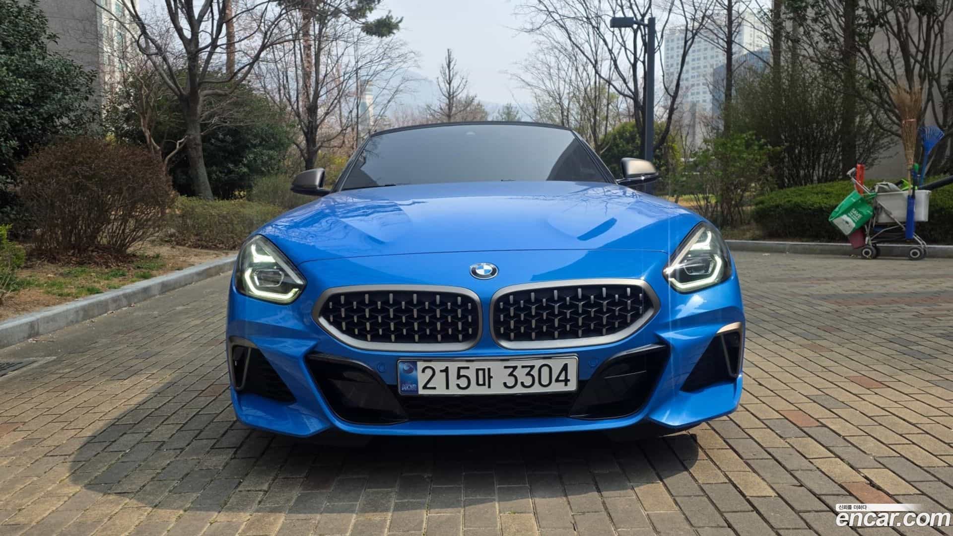 Z4 BMW 2021.4-OUTER-001