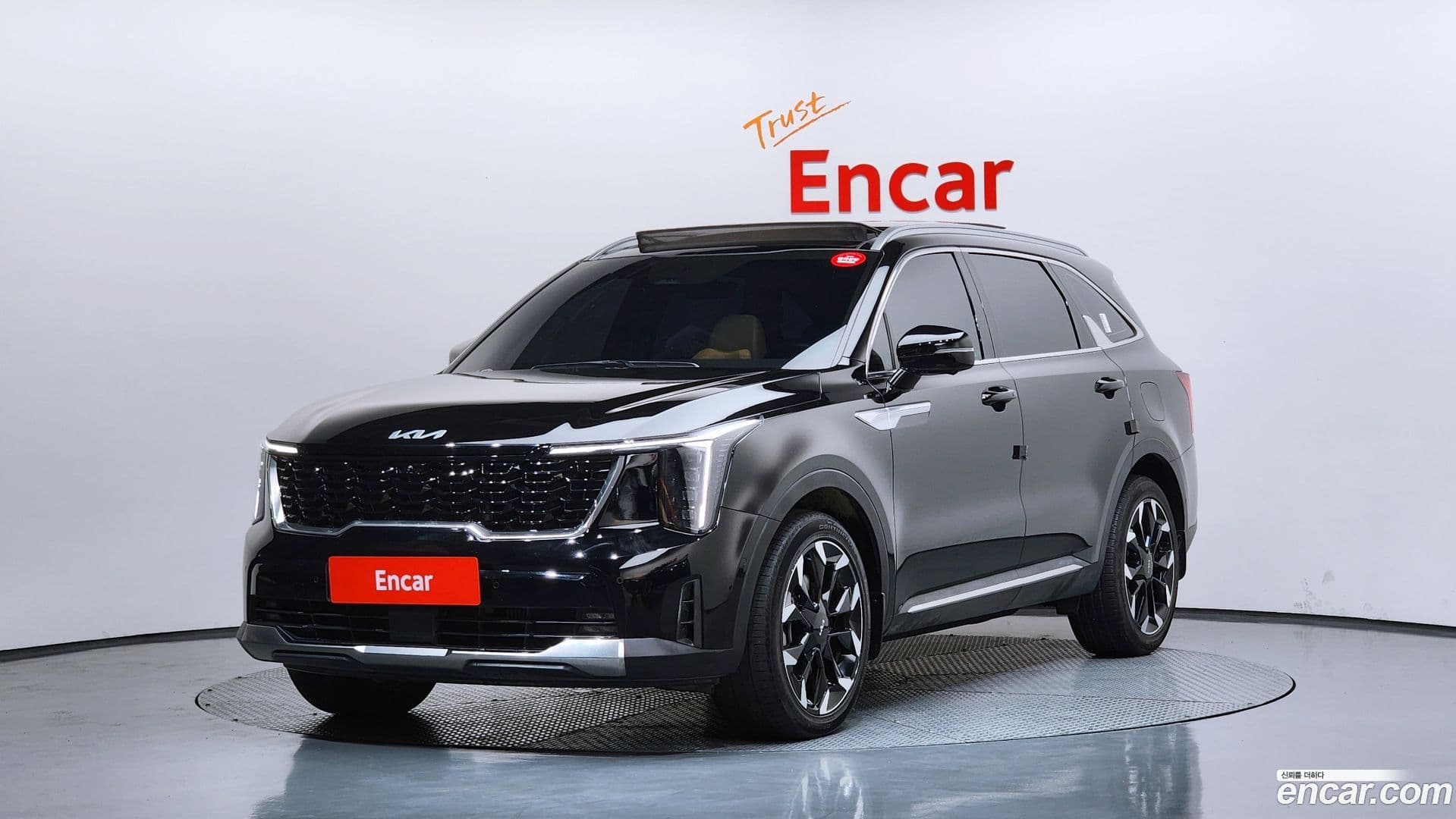 Main__Slider__Photo:Sorento Kia 2024.1-0