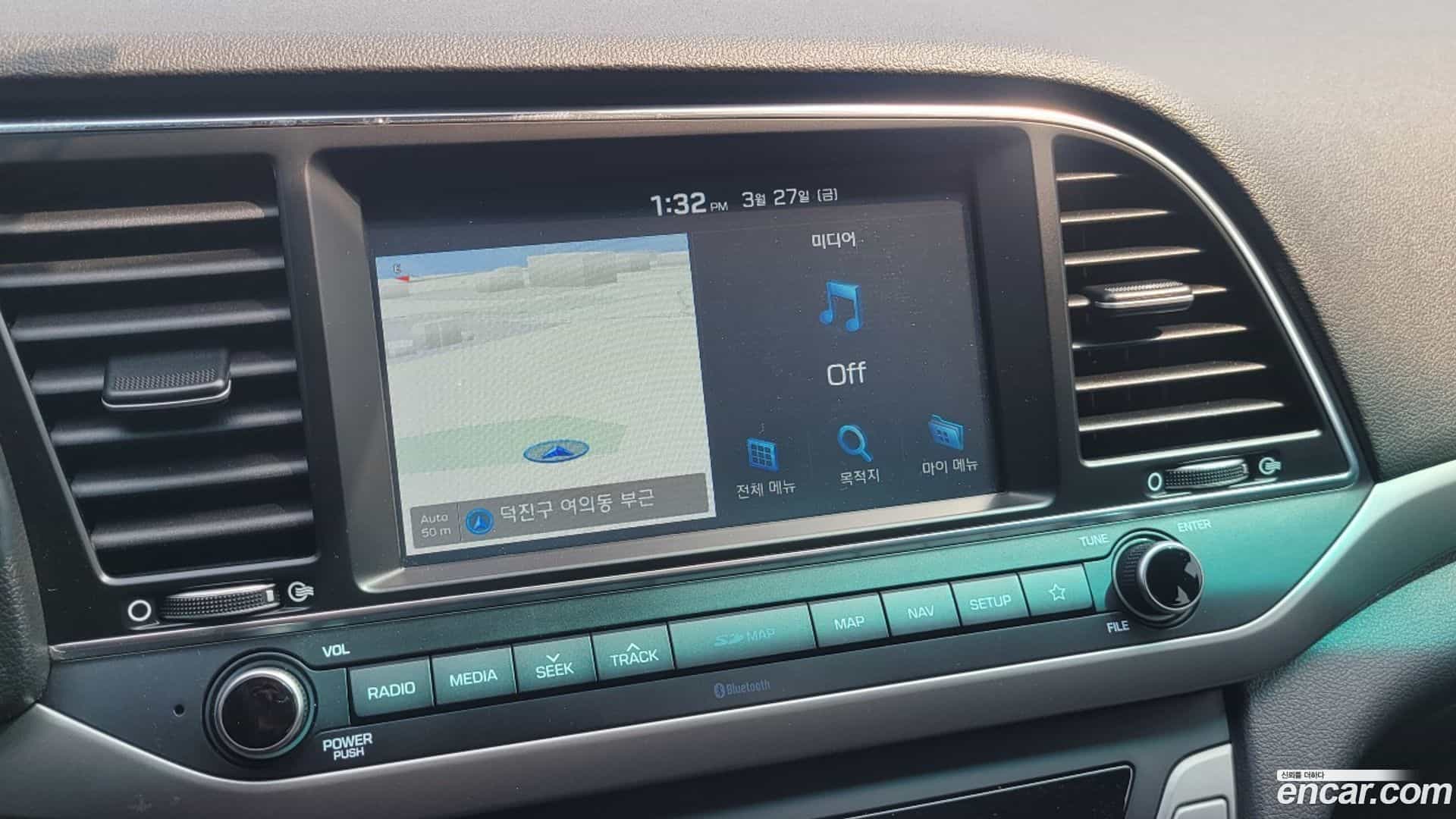 AVANTE Hyundai 2018.1-OPTION-018