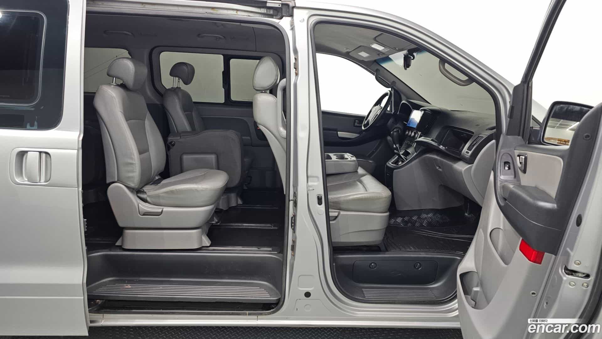 Starex Hyundai 2013.0-OPTION-016