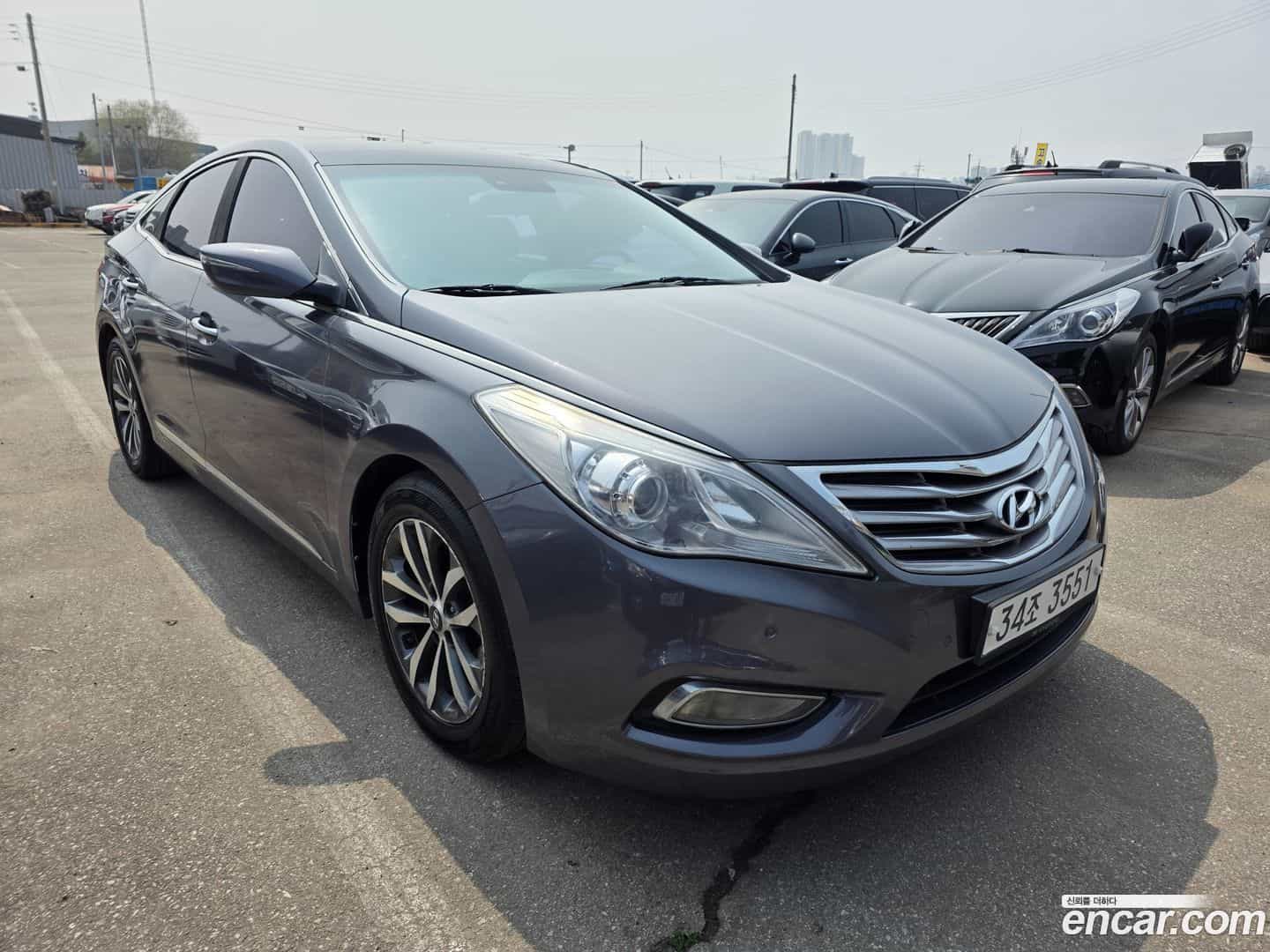 Grandeur Hyundai 2011.6-OUTER-002