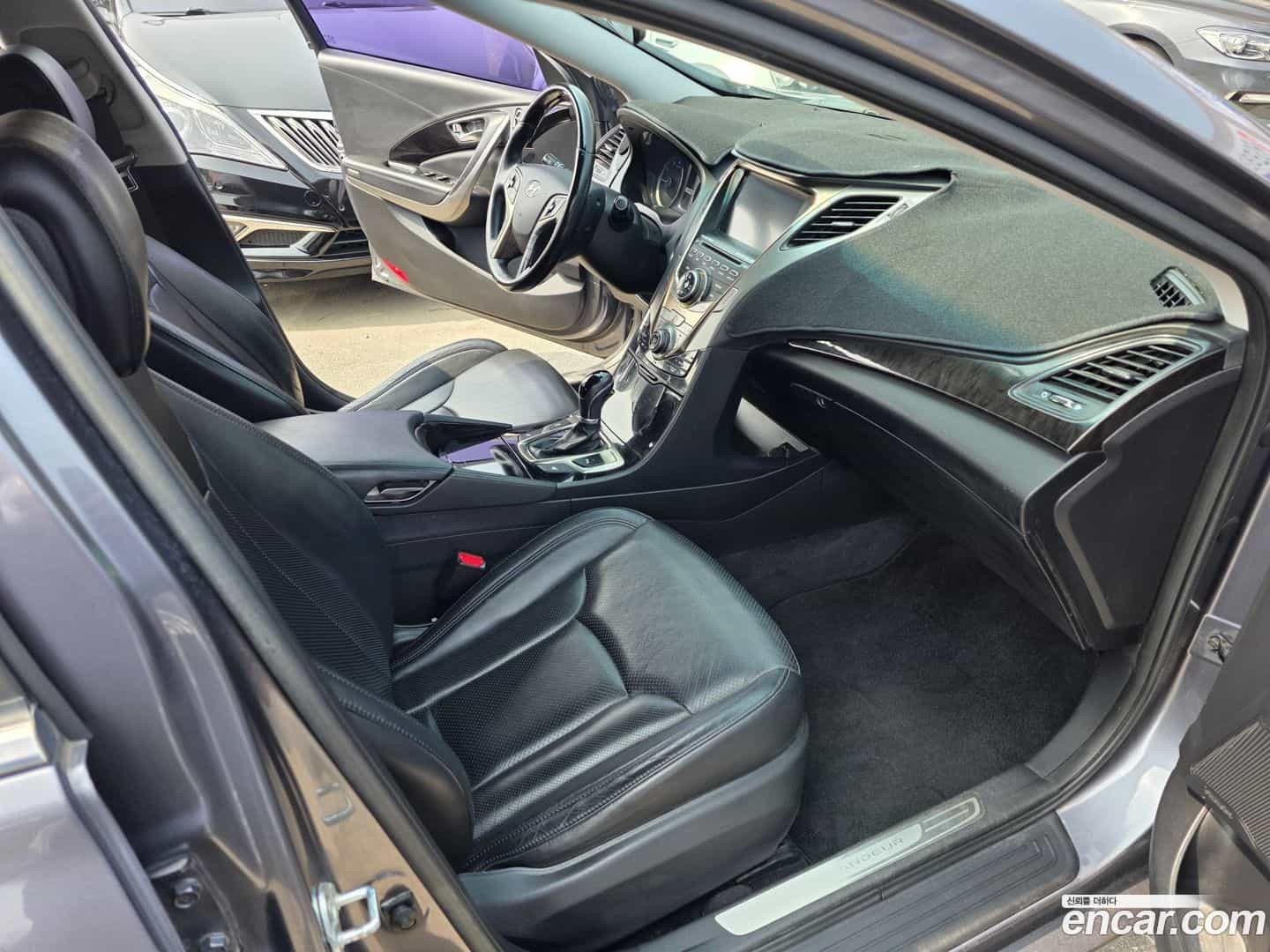 Grandeur Hyundai 2011.6-INNER-009