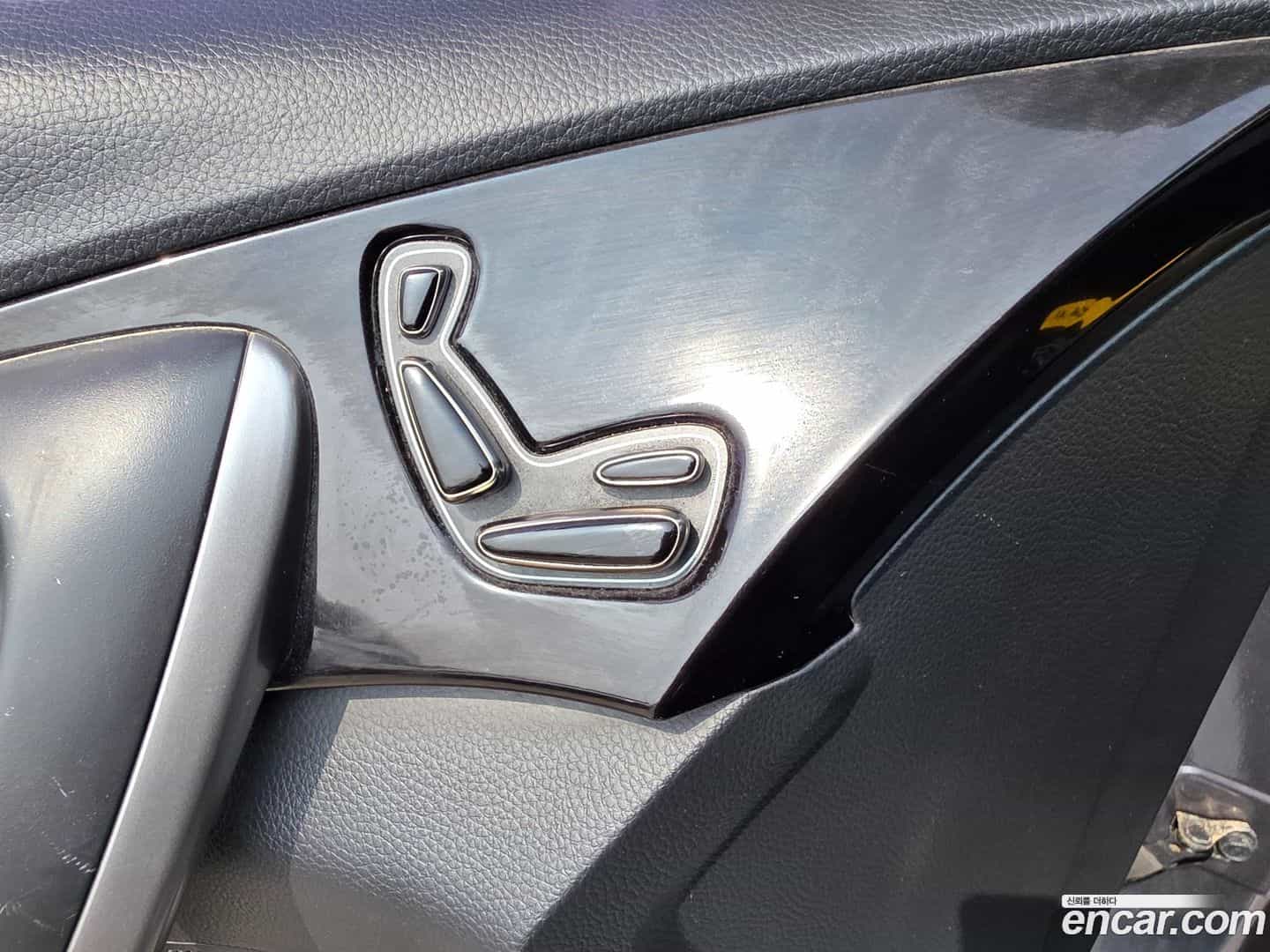 Grandeur Hyundai 2011.6-OPTION-021