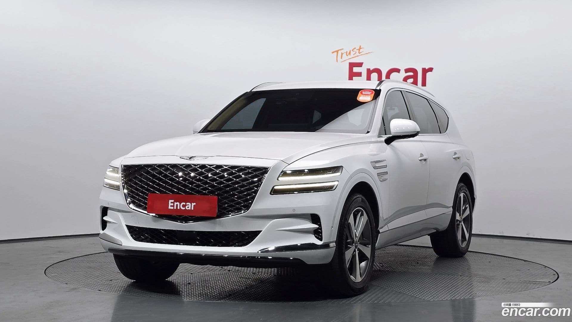 Main__Slider__Photo:GV80 Genesis 2022.4-0