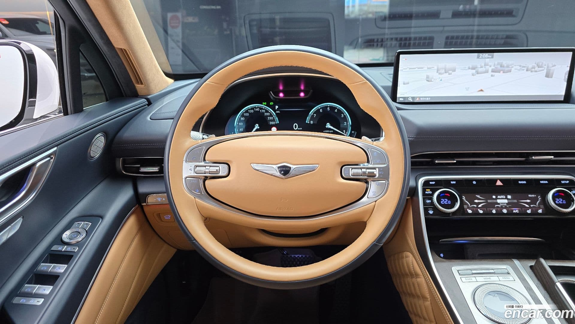 Main__Slider__Photo:GV80 Genesis 2022.4-12