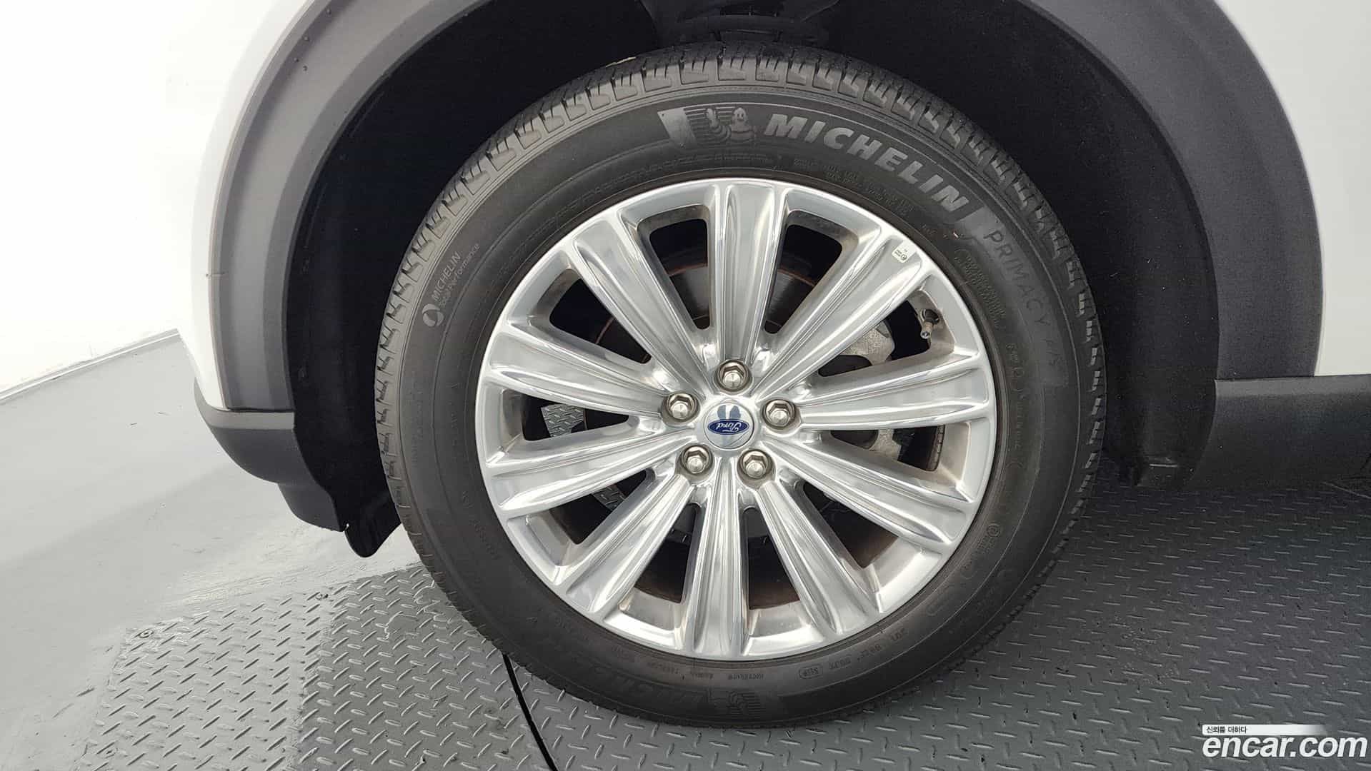 Explorer Ford 2020.0-OUTER-005