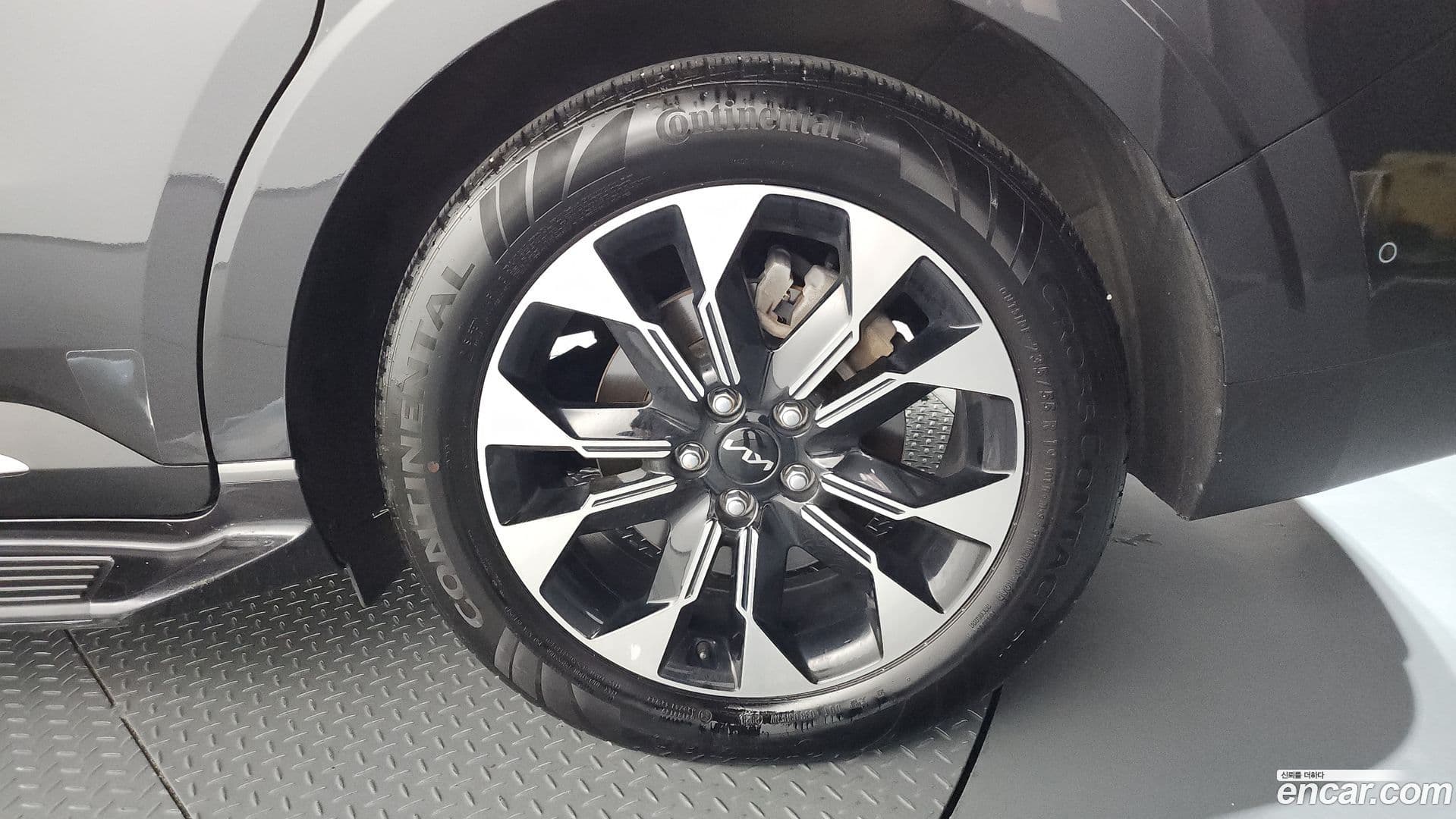 Main__Slider__Photo:Canival Kia 2023.7-4