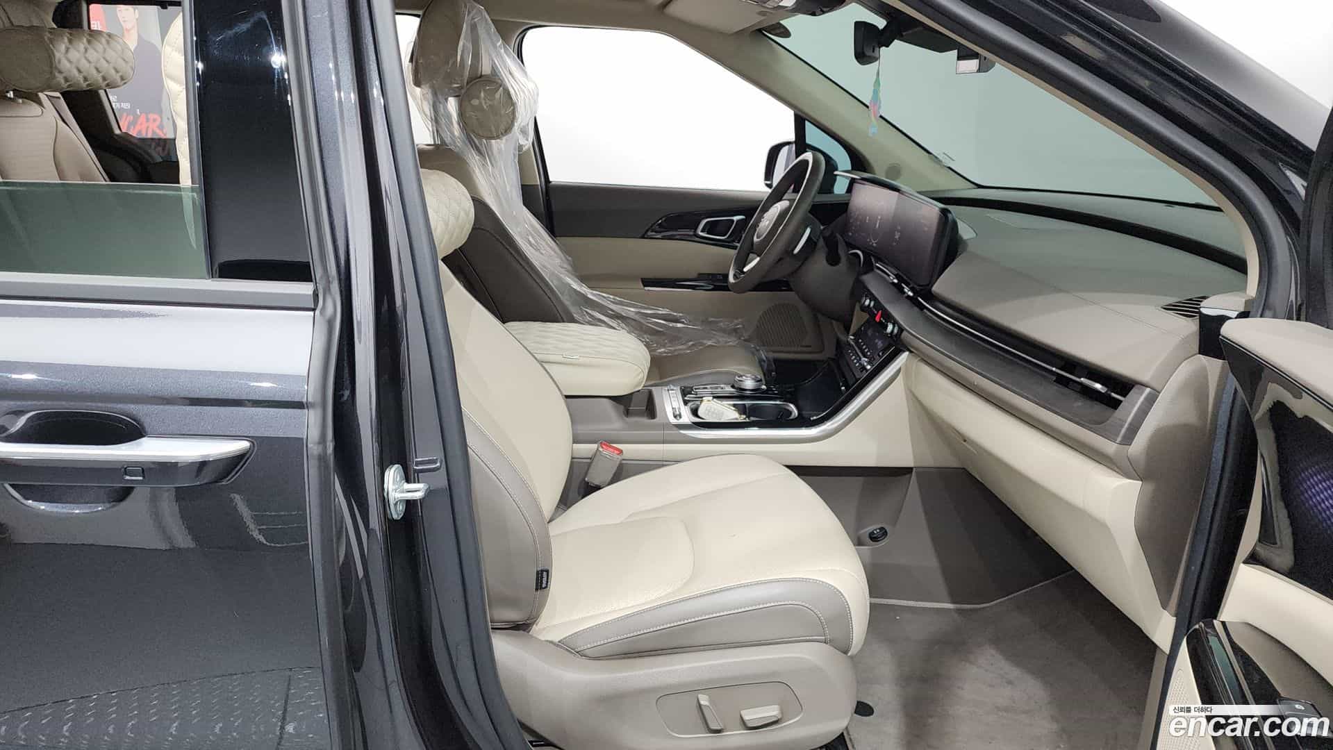 Canival Kia 2023.7-OPTION-015