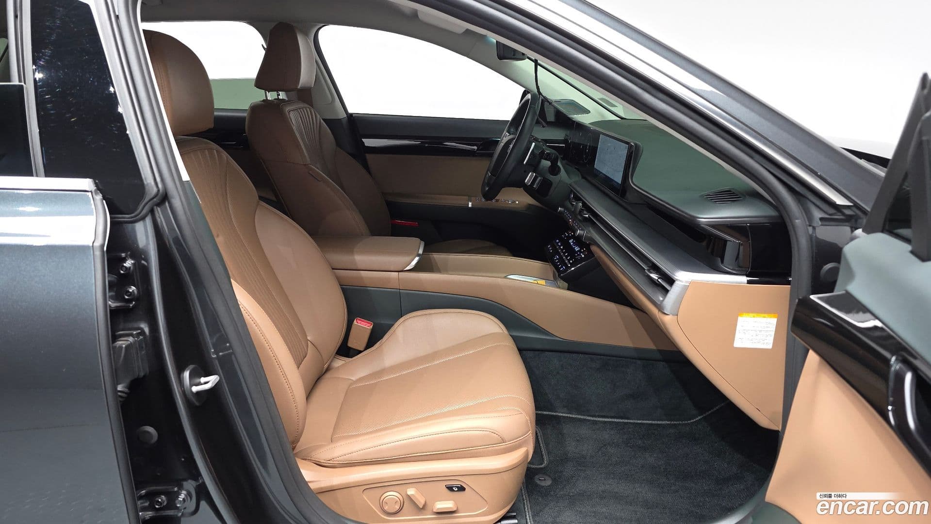 Main__Slider__Photo:Grandeur Hyundai 2024.2-9