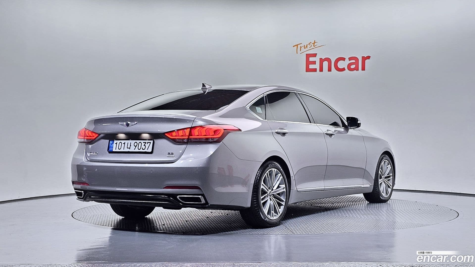 Main__Slider__Photo:G80 Genesis 2019.5-1