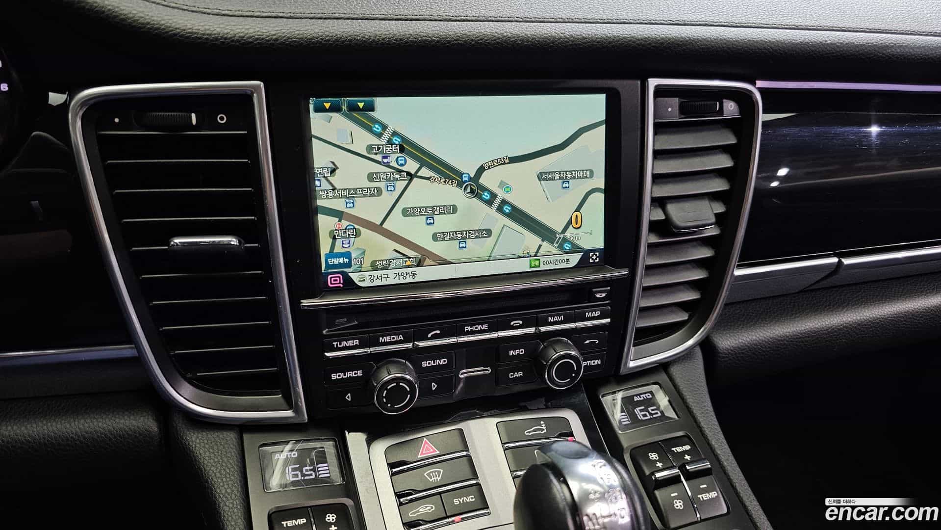 Panamera Porsche 2015.3-OPTION-018