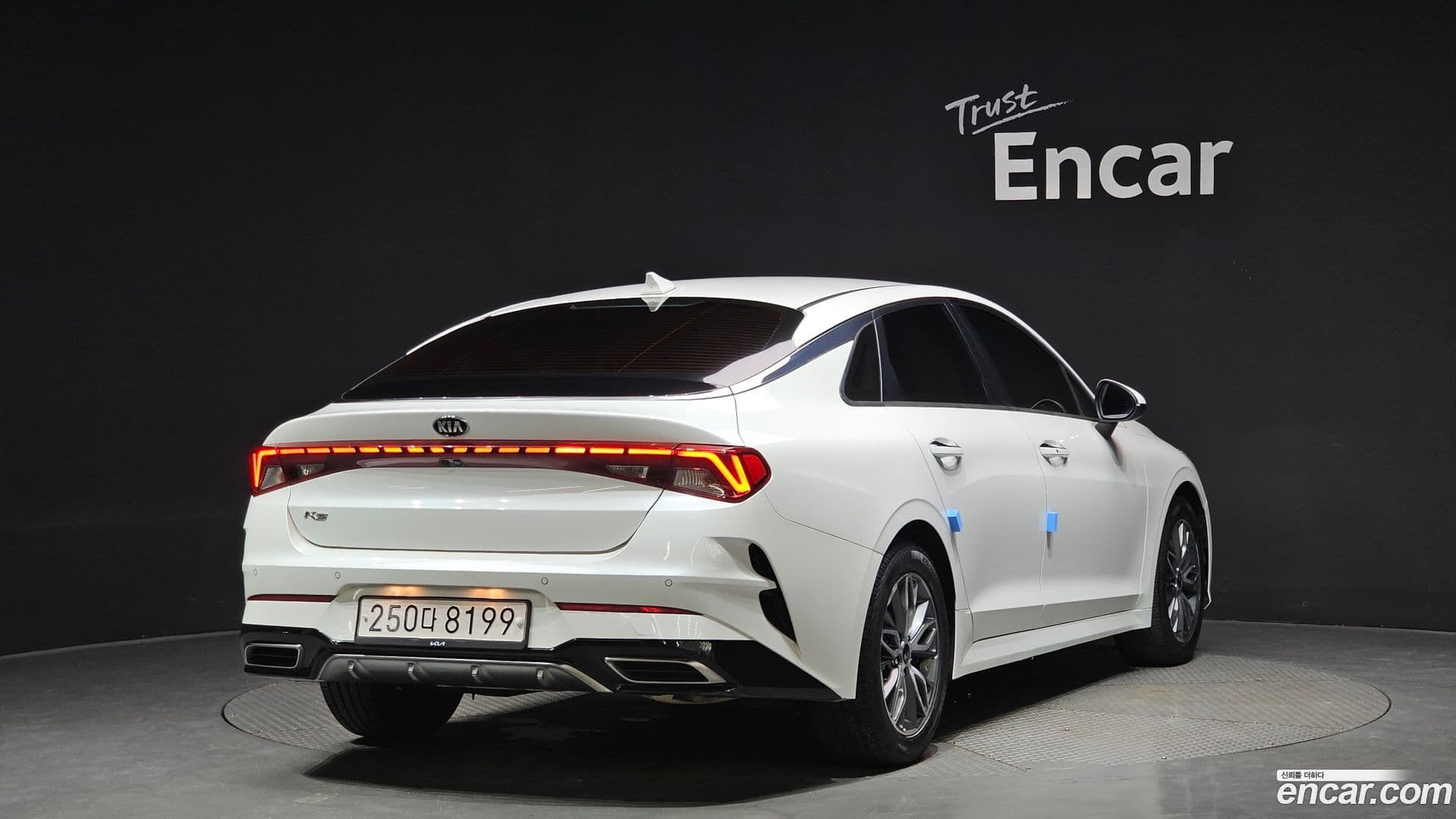 Main__Slider__Photo:K5 Kia 2021.3-1