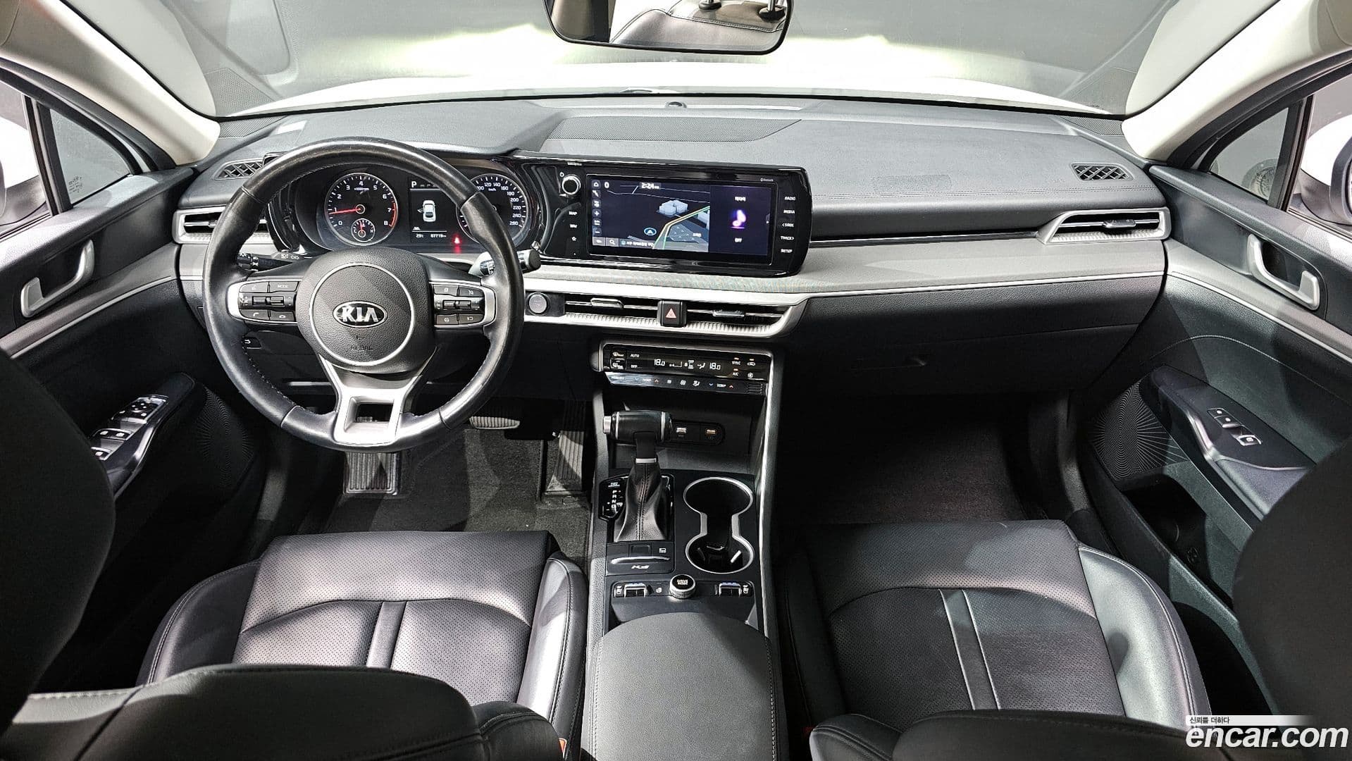 Main__Slider__Photo:K5 Kia 2021.3-6