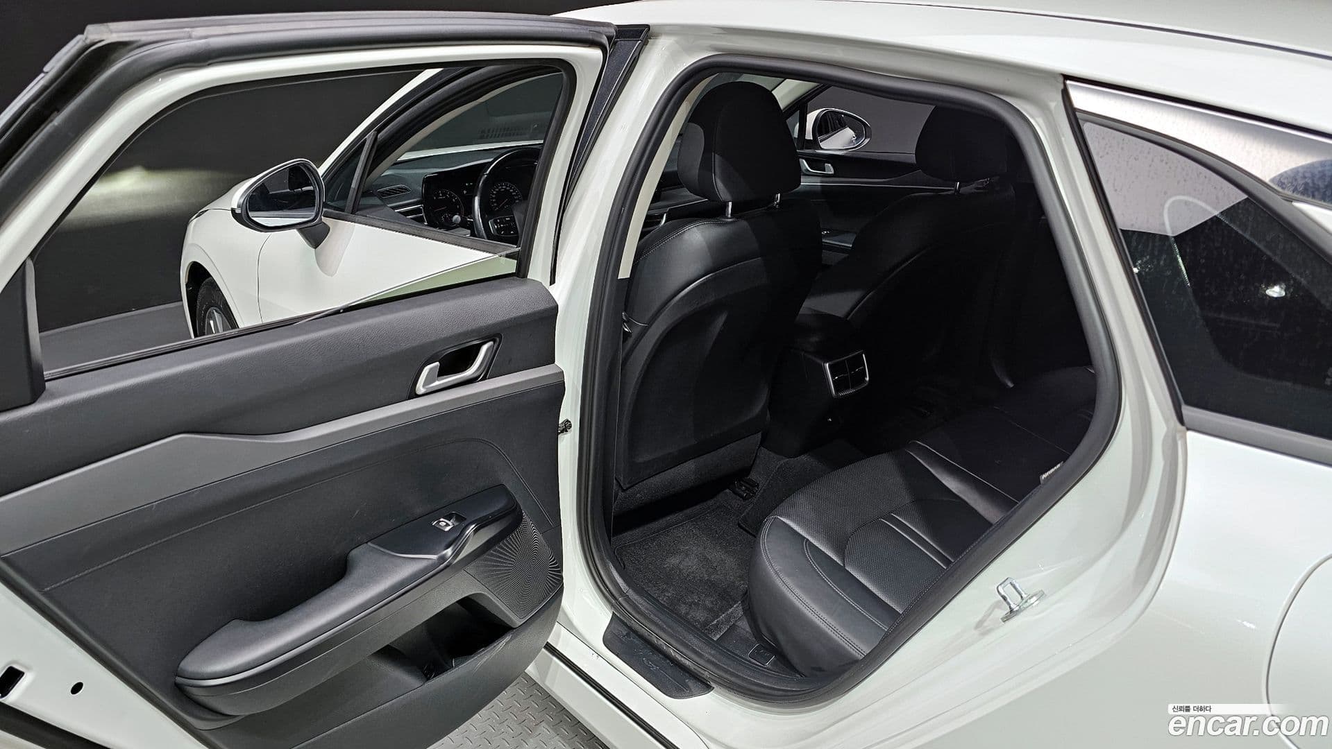 Main__Slider__Photo:K5 Kia 2021.3-18