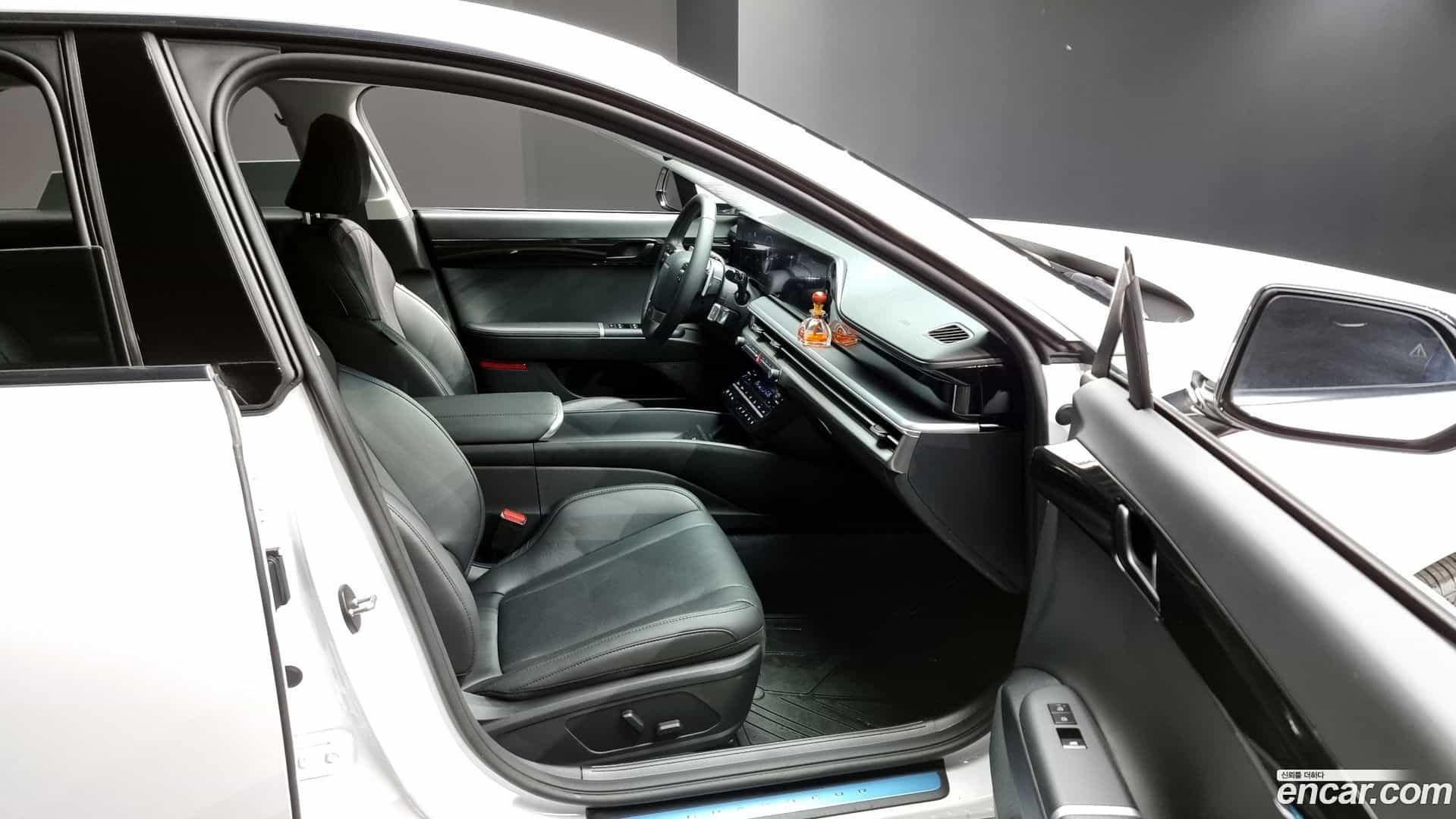 Grandeur Hyundai 2024.2-OPTION-015