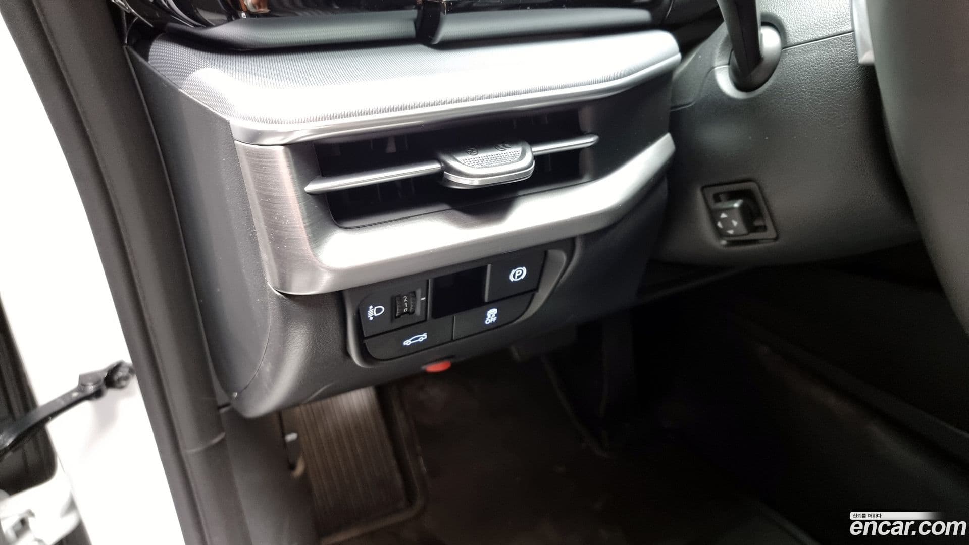 Main__Slider__Photo:Grandeur Hyundai 2024.2-15