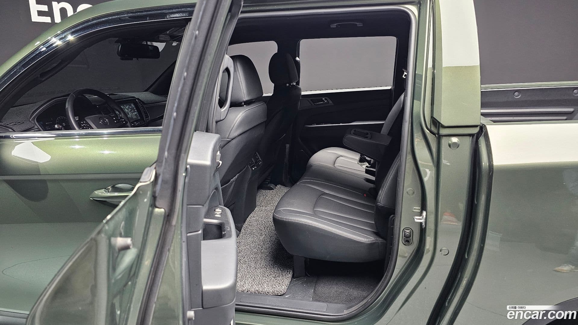 Main__Slider__Photo:Rexton KG_Mobility_Ssangyong 2023.4-16