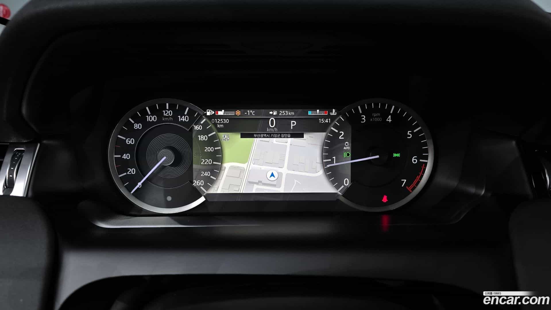 Discovery Sport Land Rover 2023.11-INNER-008