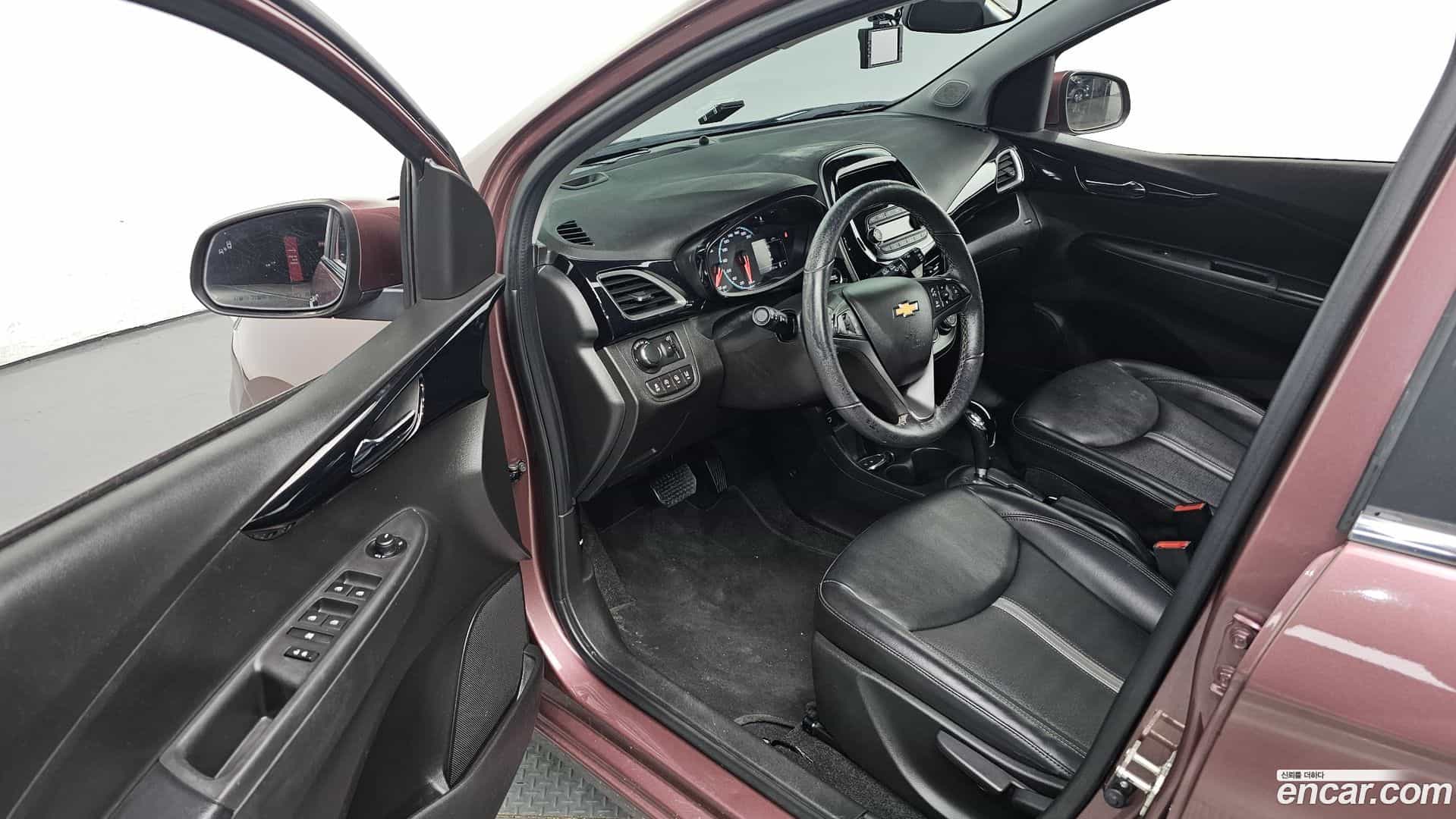 Spark Chevrolet 2018.6-INNER-010